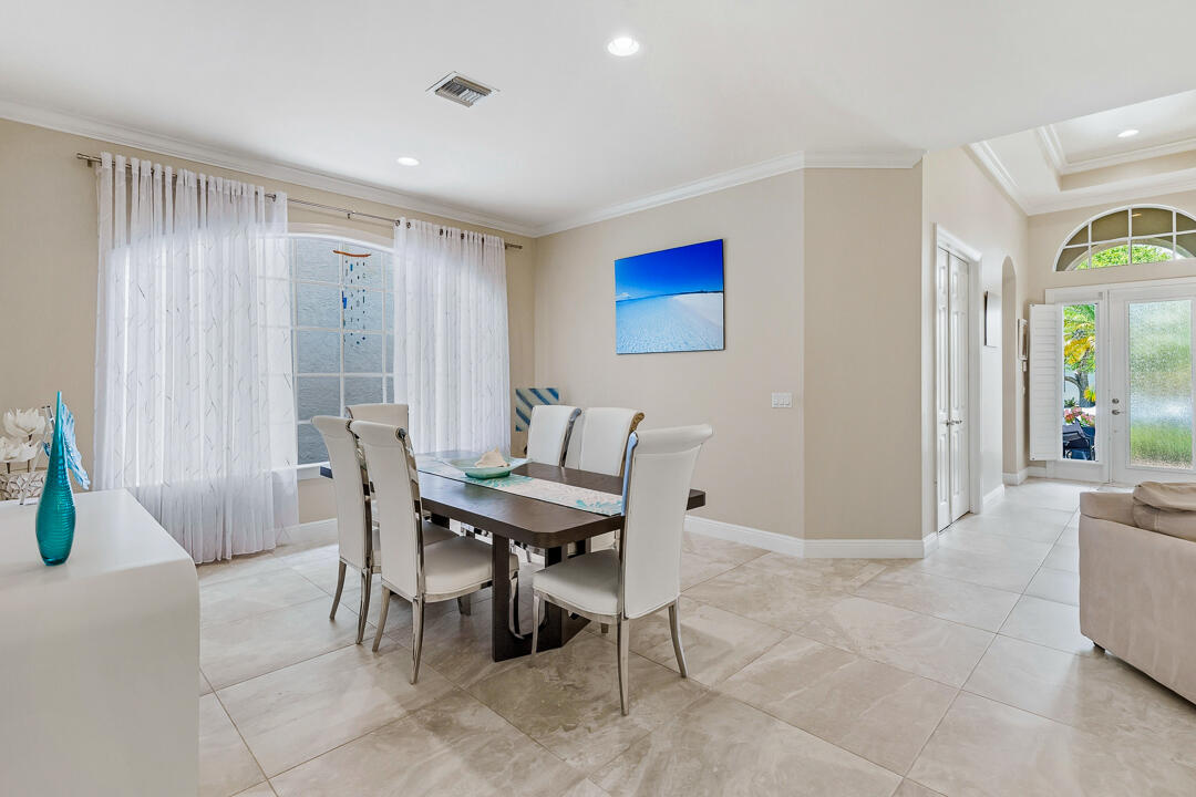PALM COVE GOLF & YACHT CLUB - Residential