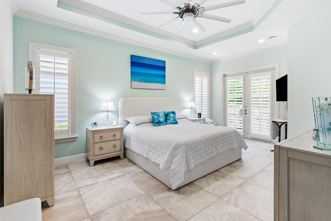 PALM COVE GOLF & YACHT CLUB - Residential
