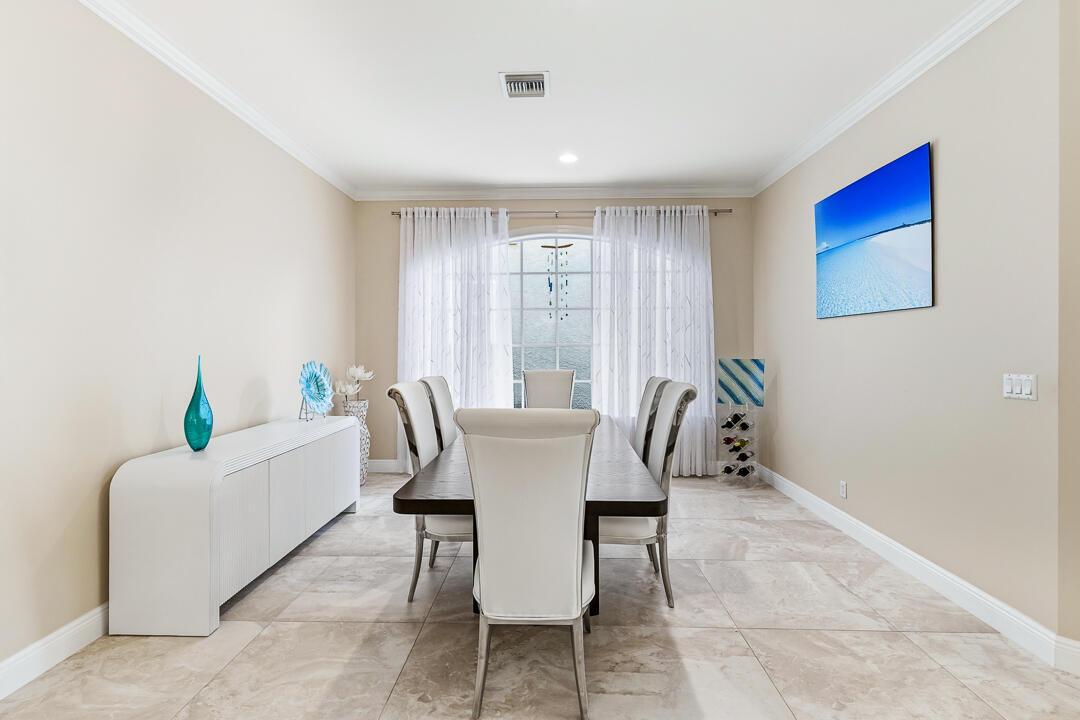 PALM COVE GOLF & YACHT CLUB - Residential