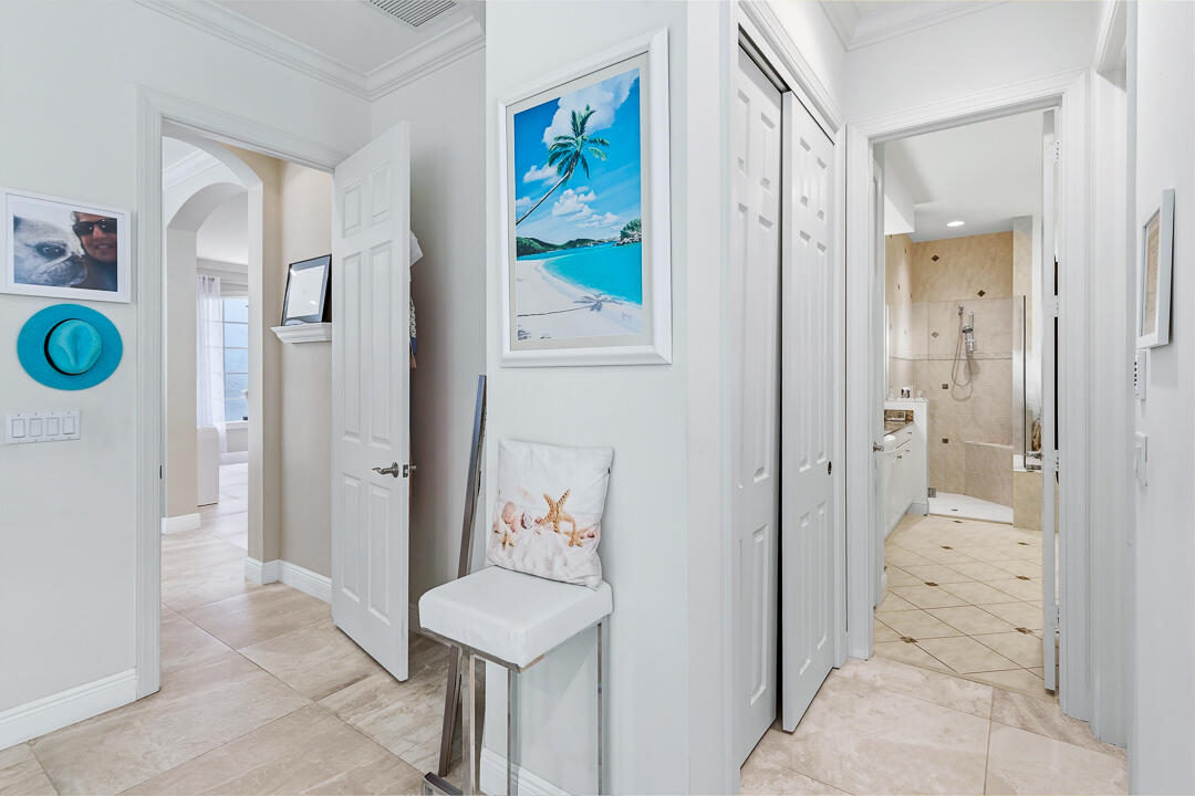 PALM COVE GOLF & YACHT CLUB - Residential