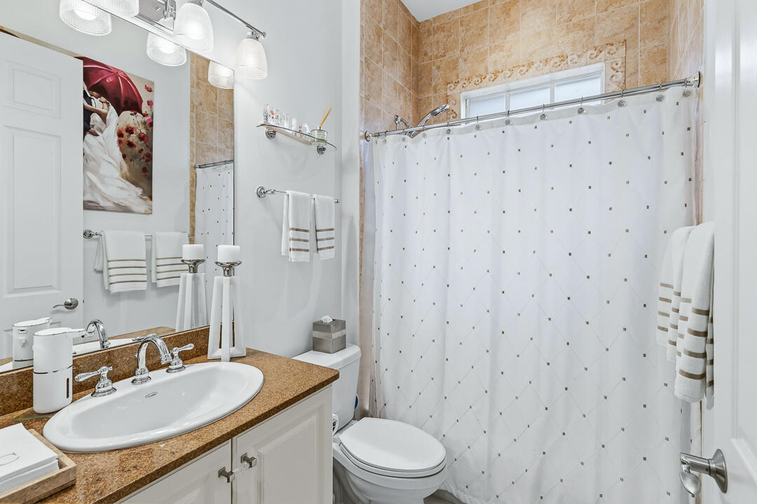 PALM COVE GOLF & YACHT CLUB - Residential