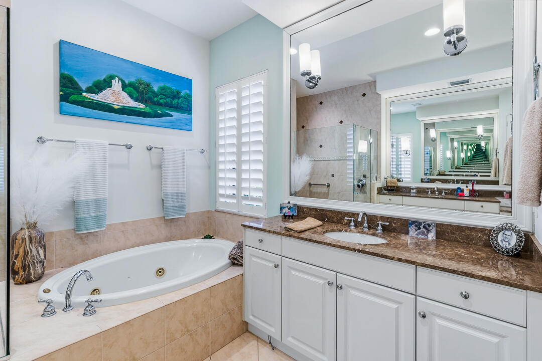 PALM COVE GOLF & YACHT CLUB - Residential