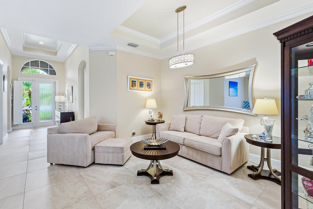 PALM COVE GOLF & YACHT CLUB - Residential