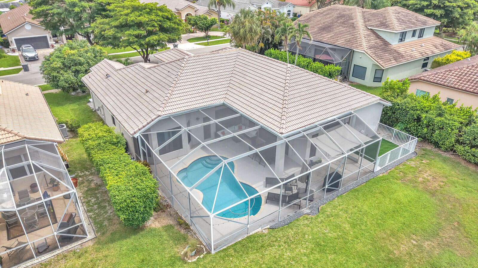 LEXINGTON HOMES ESTATES - Residential