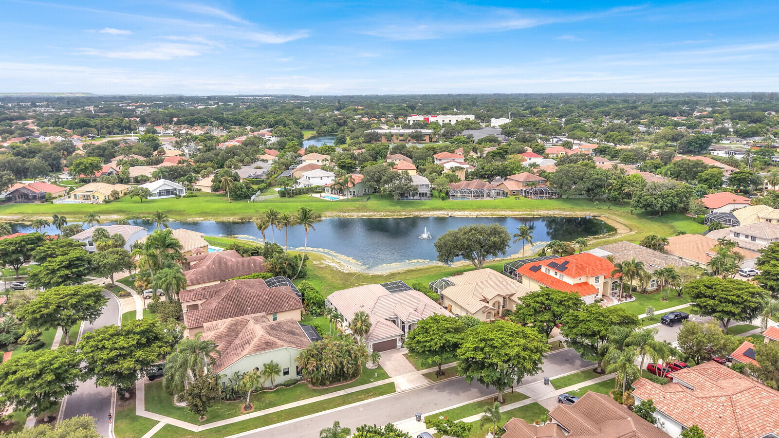 LEXINGTON HOMES ESTATES - Residential