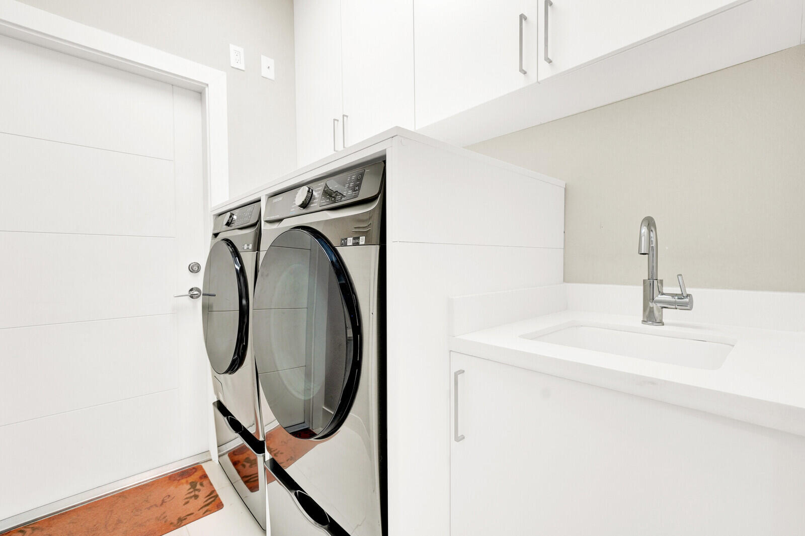 LEXINGTON HOMES ESTATES - Residential