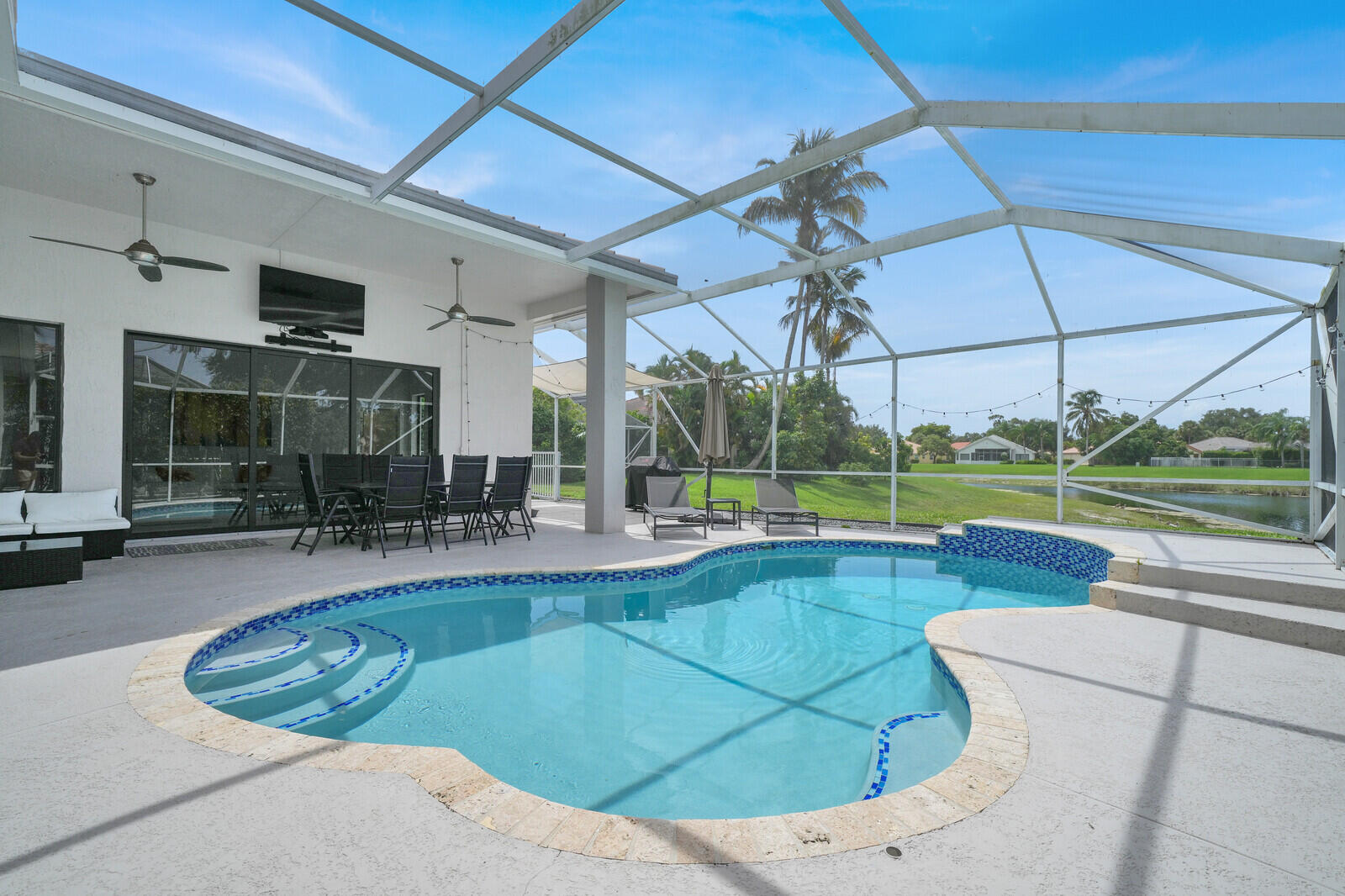 LEXINGTON HOMES ESTATES - Residential