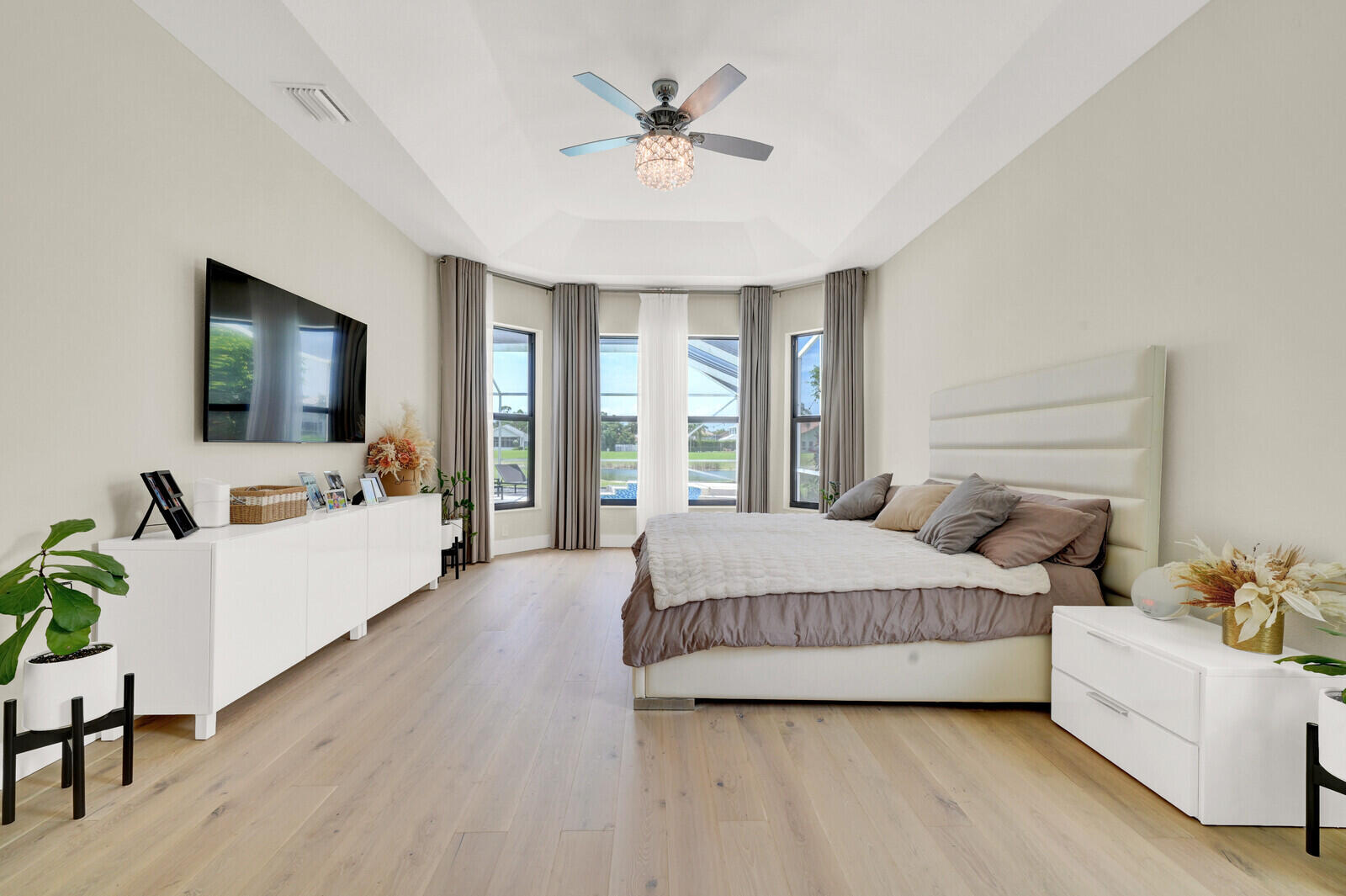 LEXINGTON HOMES ESTATES - Residential