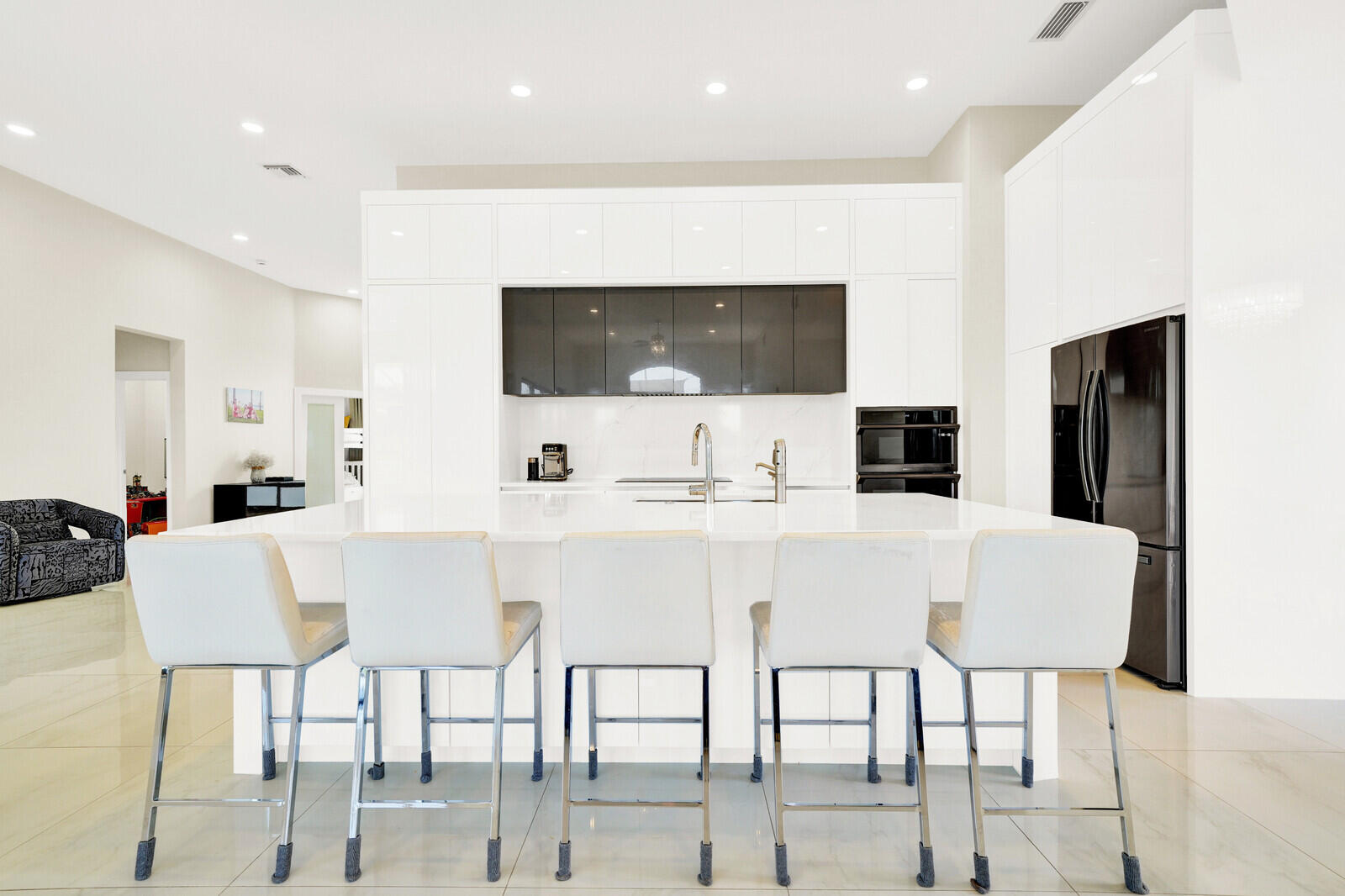 LEXINGTON HOMES ESTATES - Residential