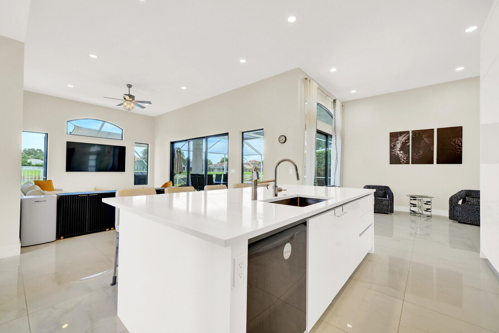 LEXINGTON HOMES ESTATES - Residential