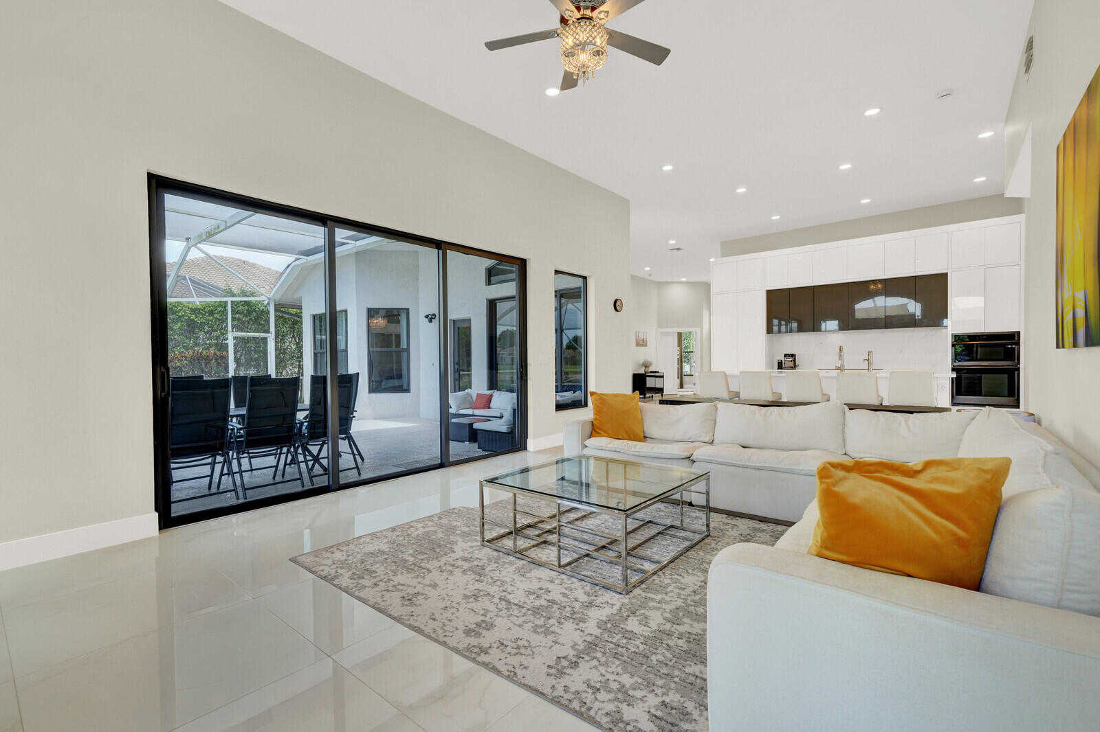 LEXINGTON HOMES ESTATES - Residential