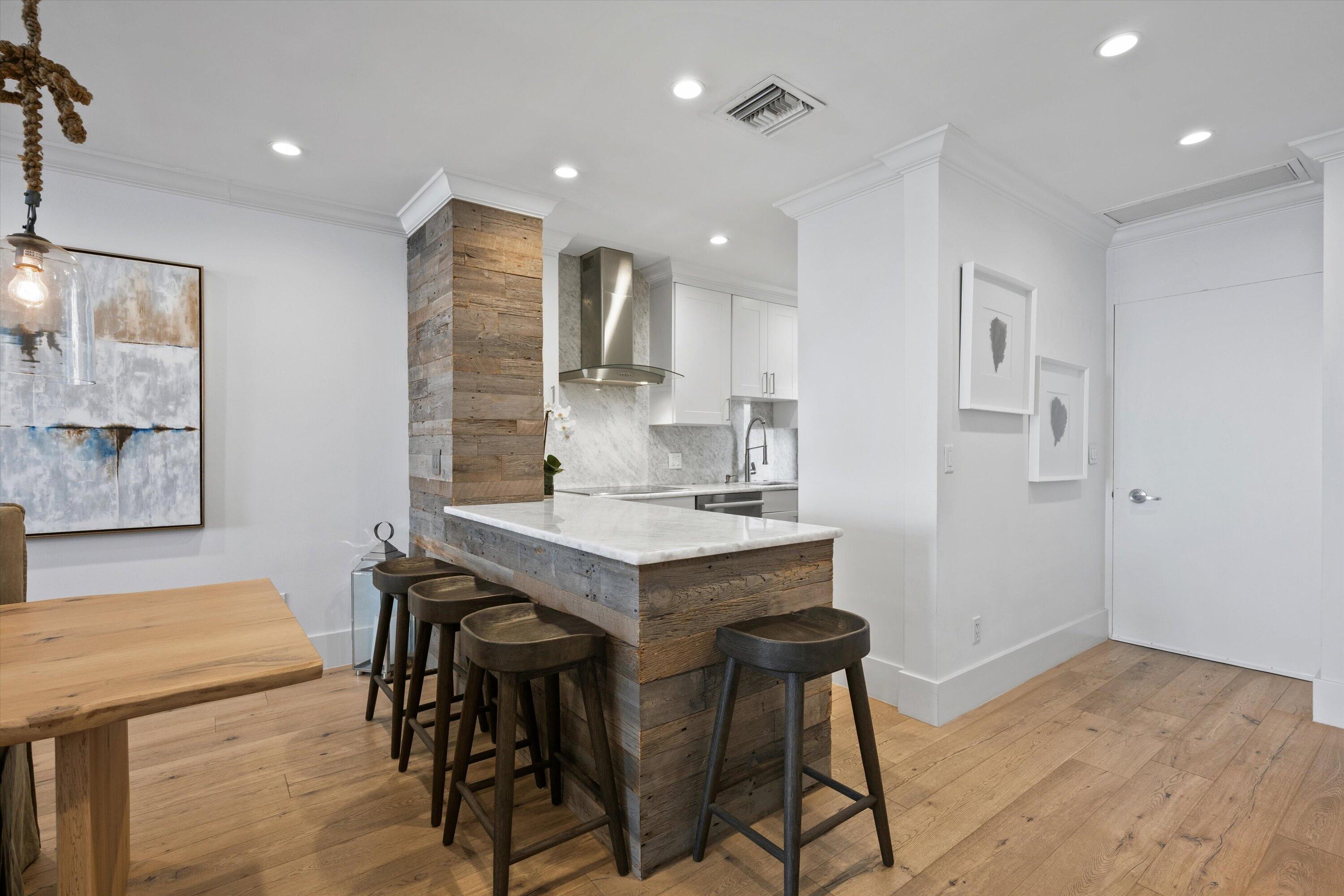 FOUR HUNDRED SO OCEAN BLVD CONDO - Residential
