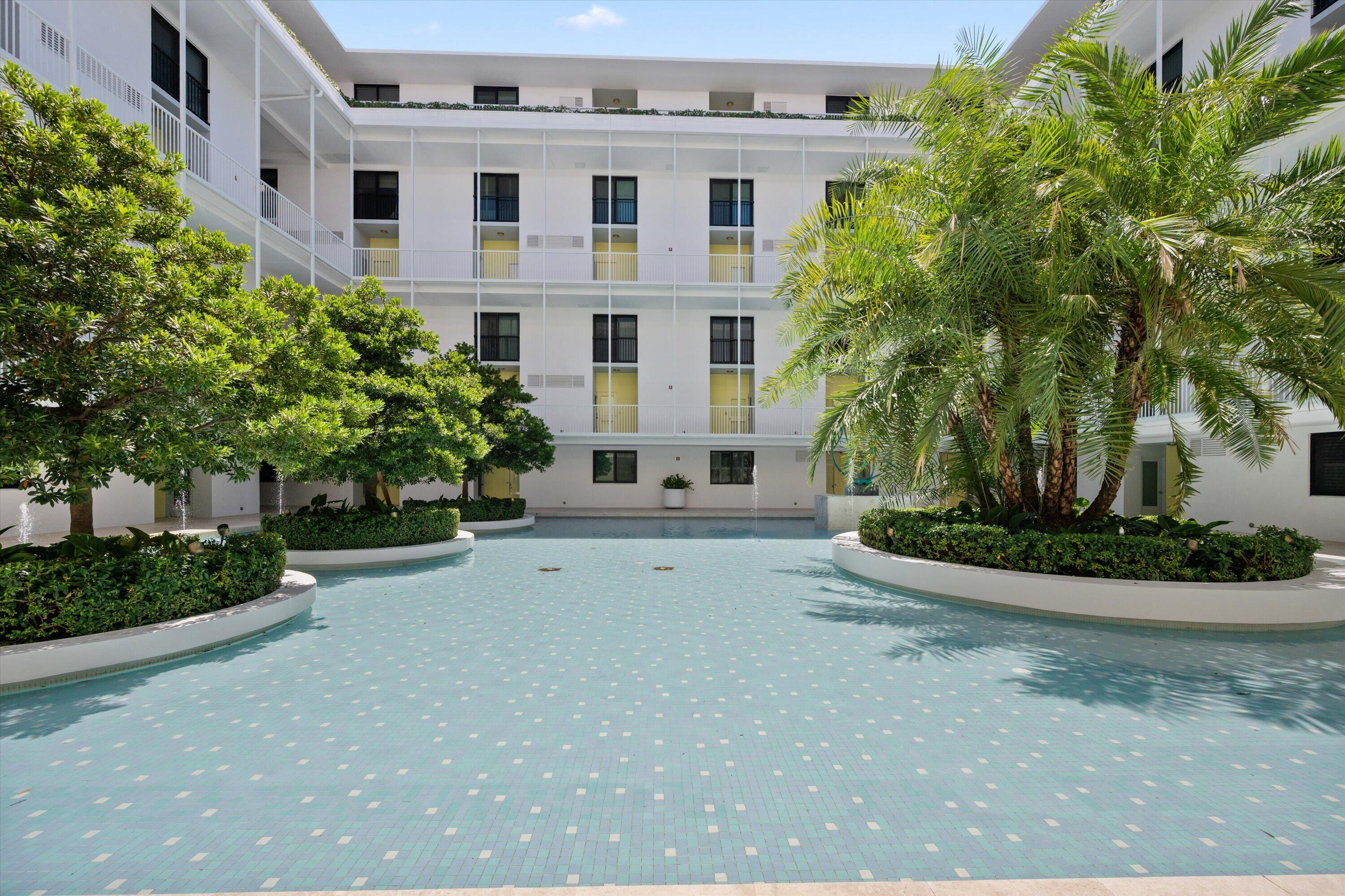 FOUR HUNDRED SO OCEAN BLVD CONDO - Residential