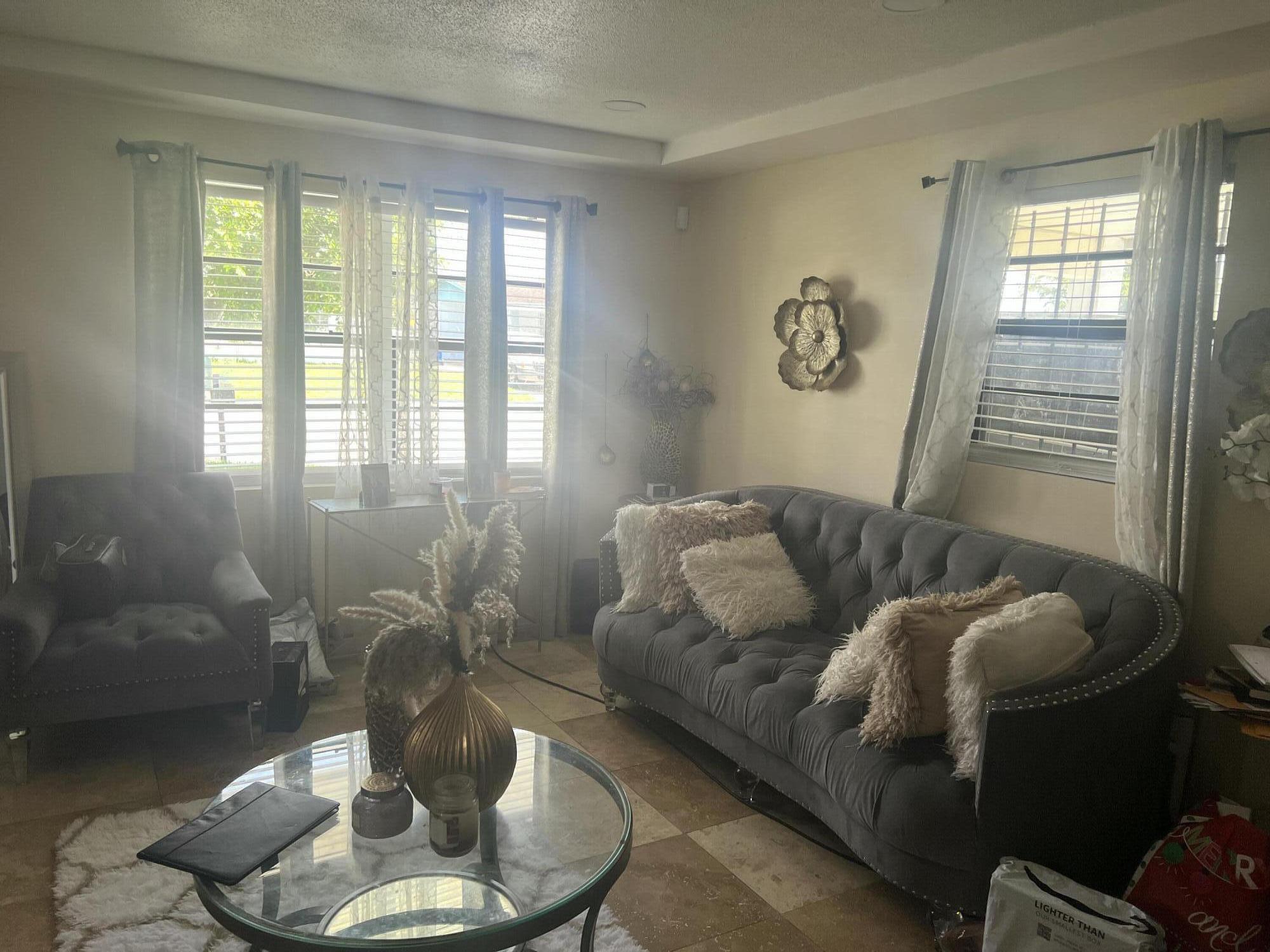 RIVIERA BEACH HEIGHTS ADD 10 - Residential