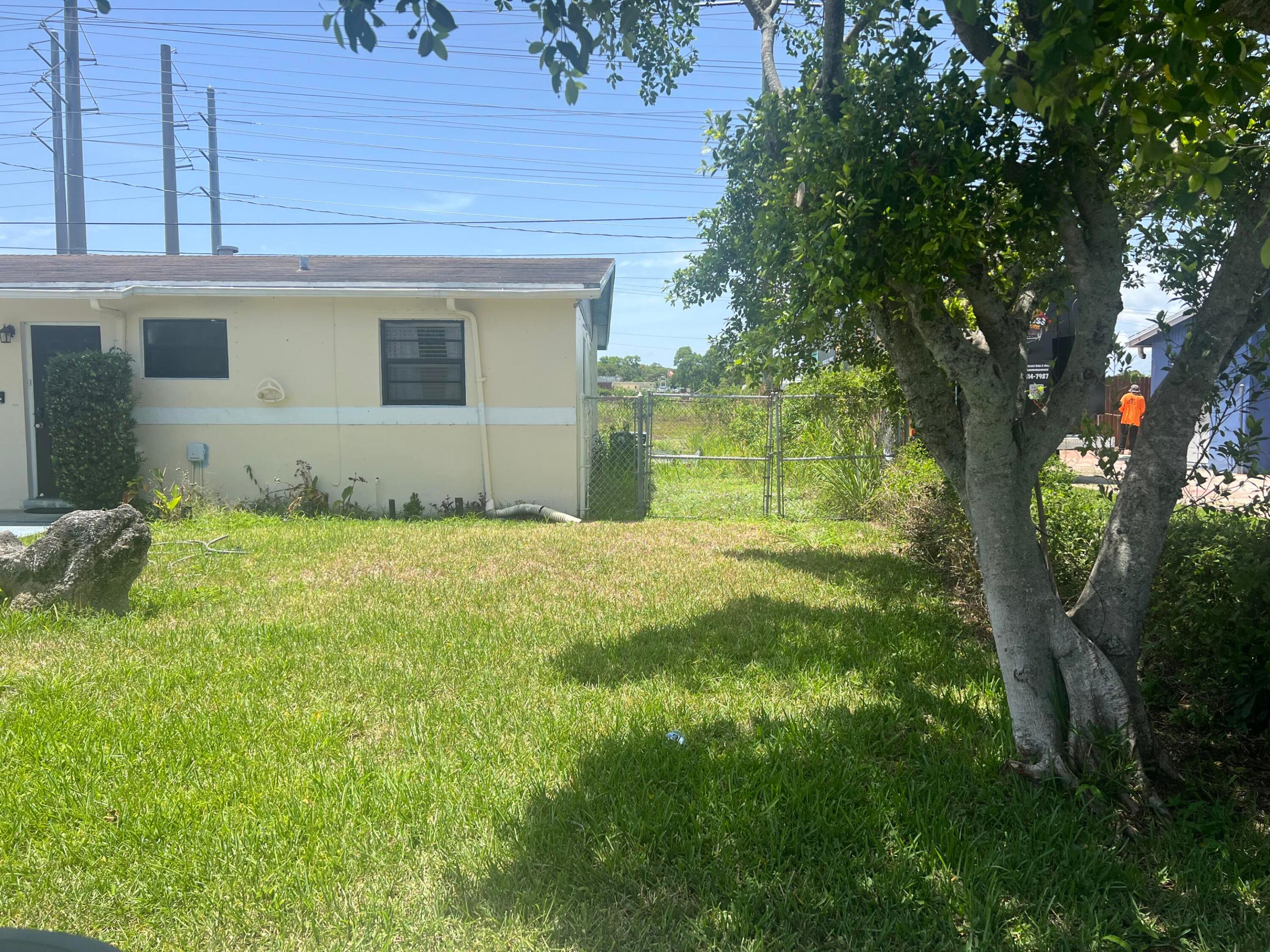 RIVIERA BEACH HEIGHTS ADD 10 - Residential