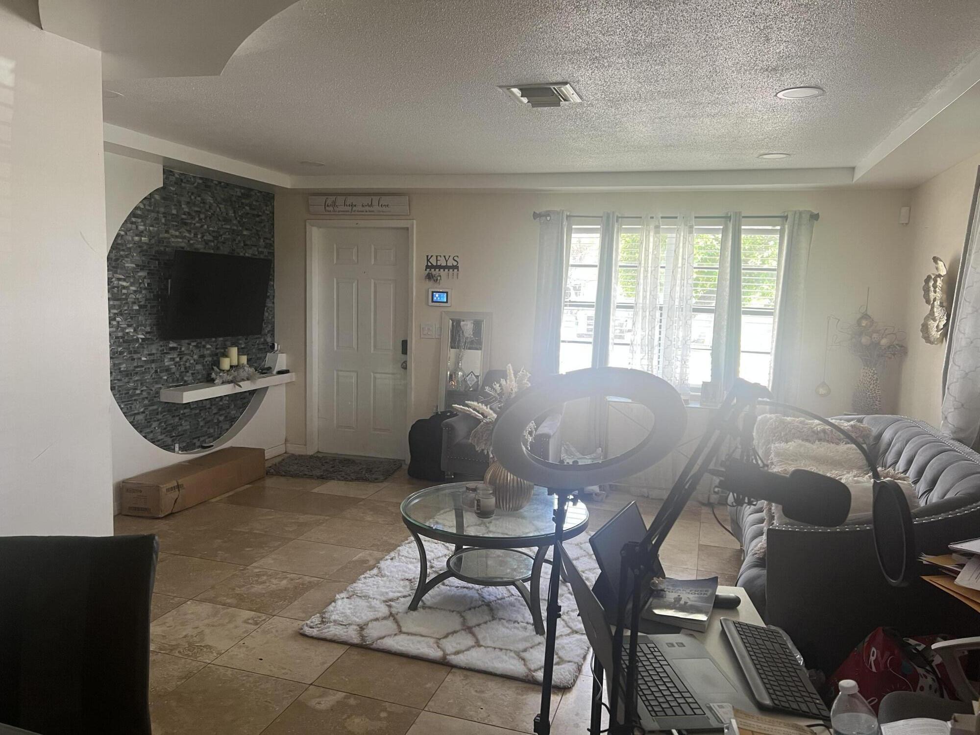 RIVIERA BEACH HEIGHTS ADD 10 - Residential