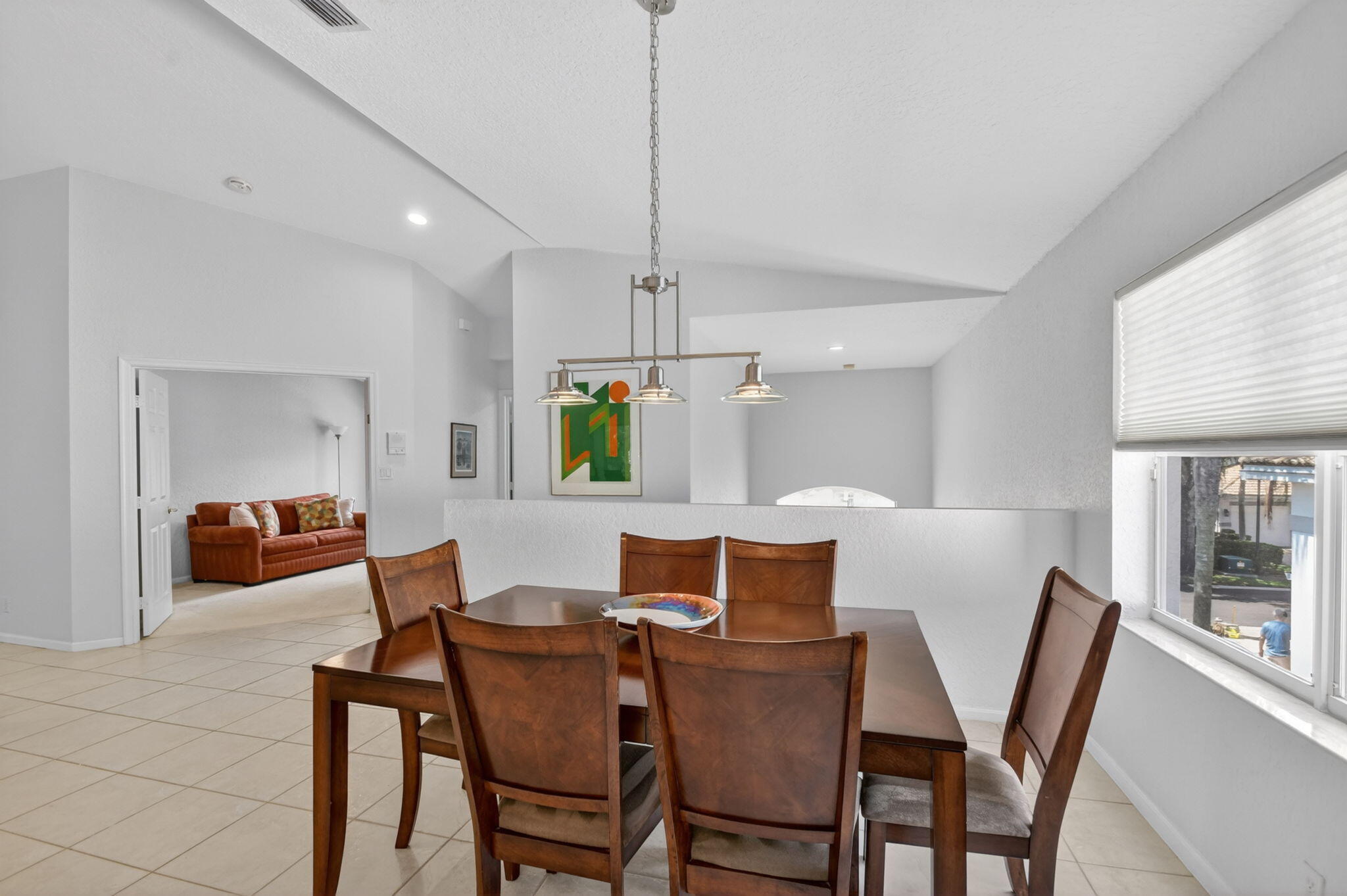 GROVE VILLAGE CONDO - Residential Lease