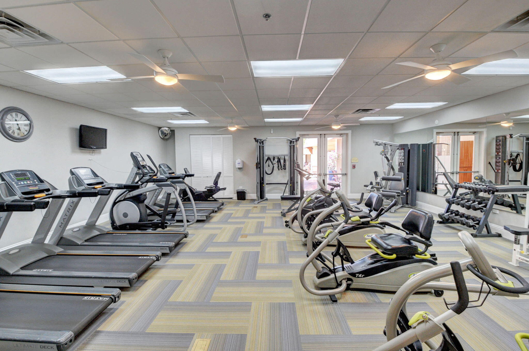 GROVE VILLAGE CONDO - Residential Lease