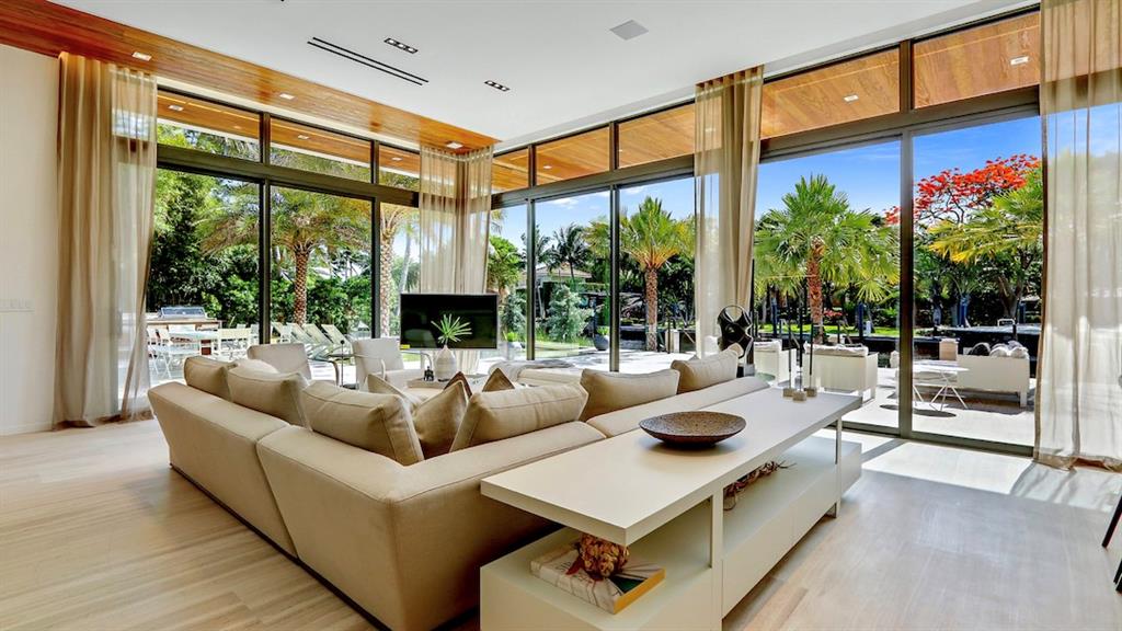 Riviera 6-17 B - Residential