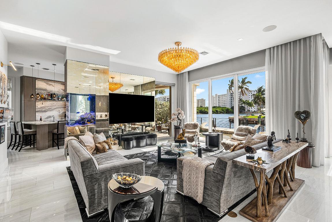 TROPIC ISLE 4TH SEC - Residential
