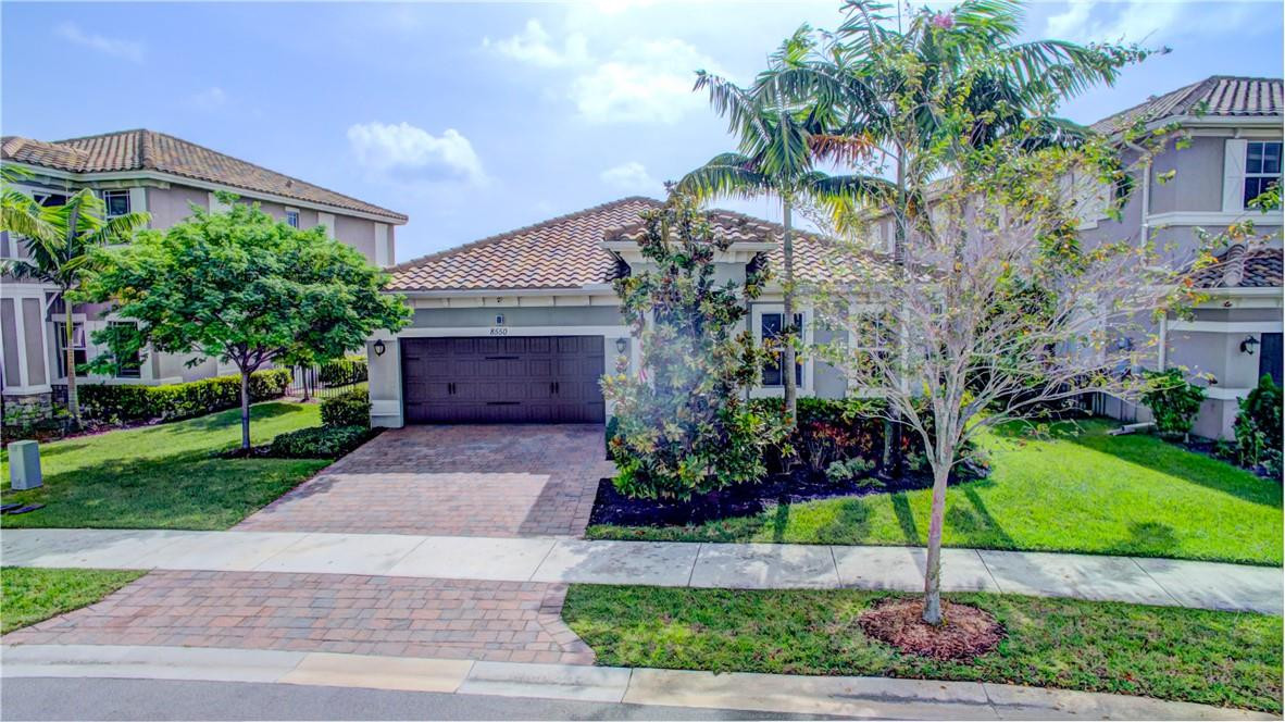MiraLago - Residential