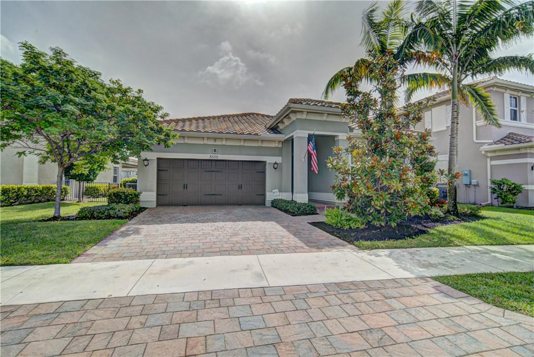 MiraLago - Residential