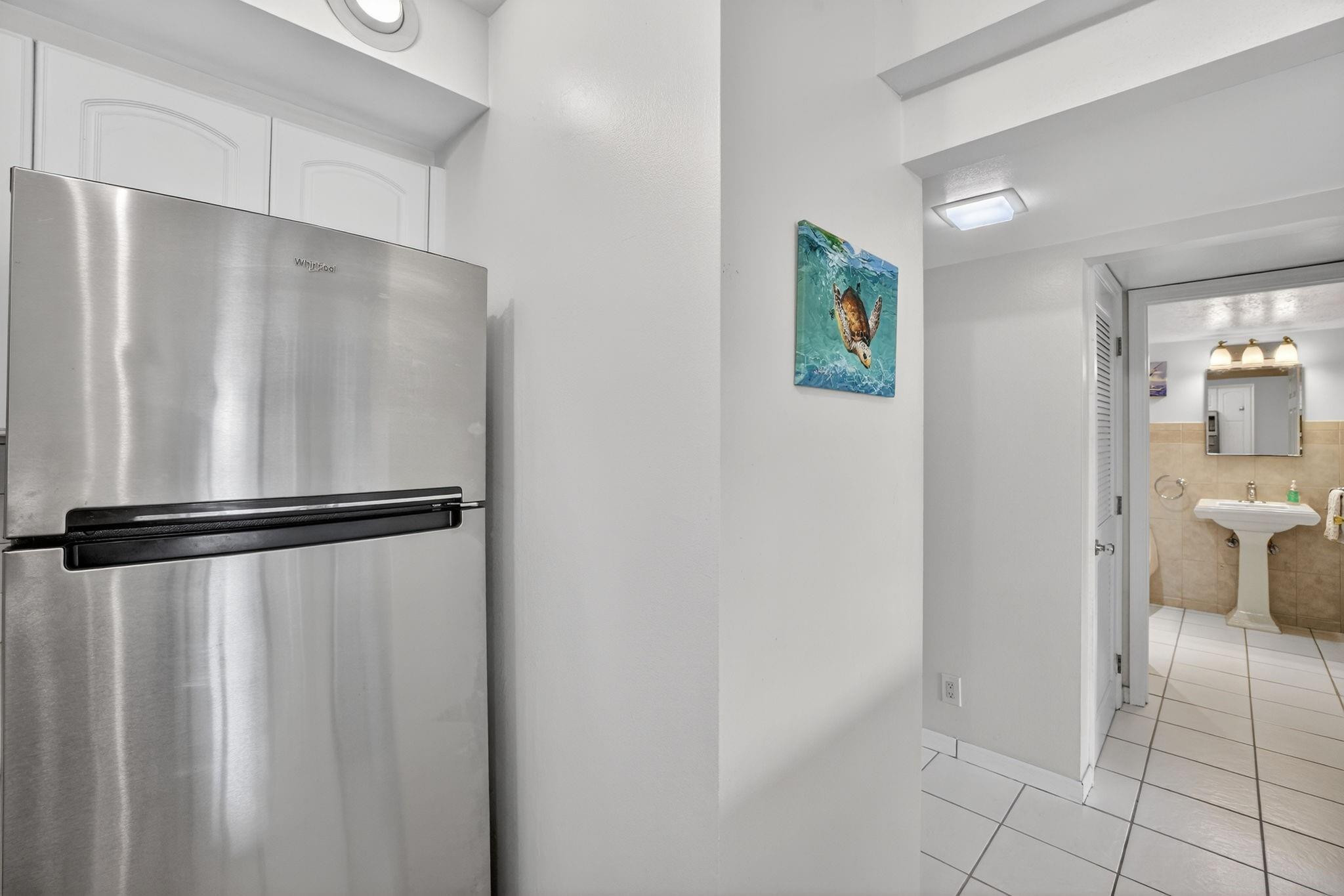 RIVER REACH CONDOMINIUM II - Residential Lease