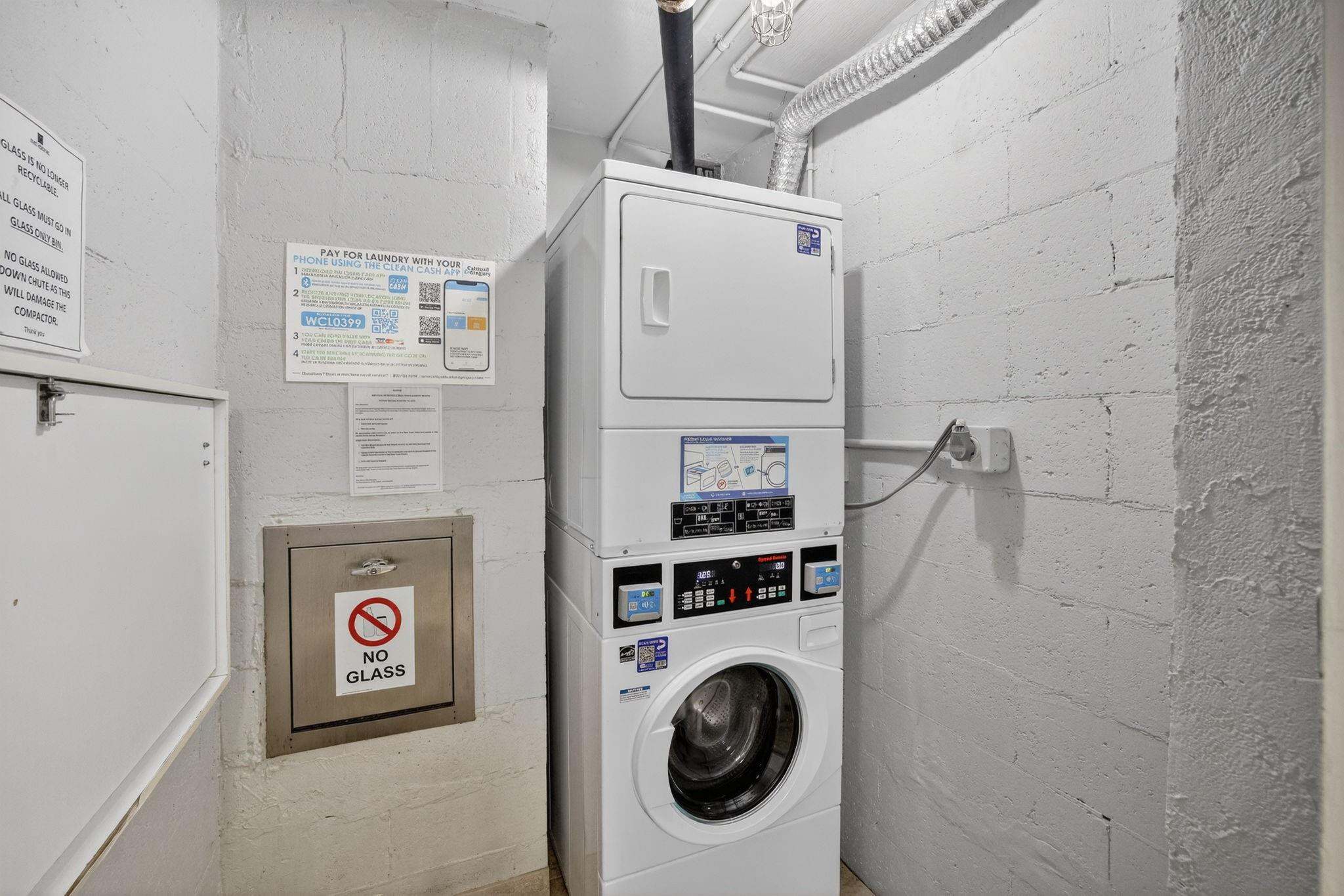 RIVER REACH CONDOMINIUM II - Residential Lease