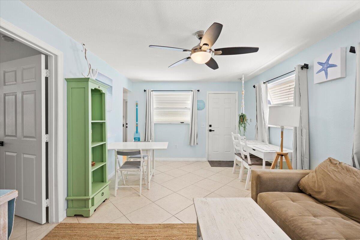 LAKE WORTH TOWN OF - Residential Income