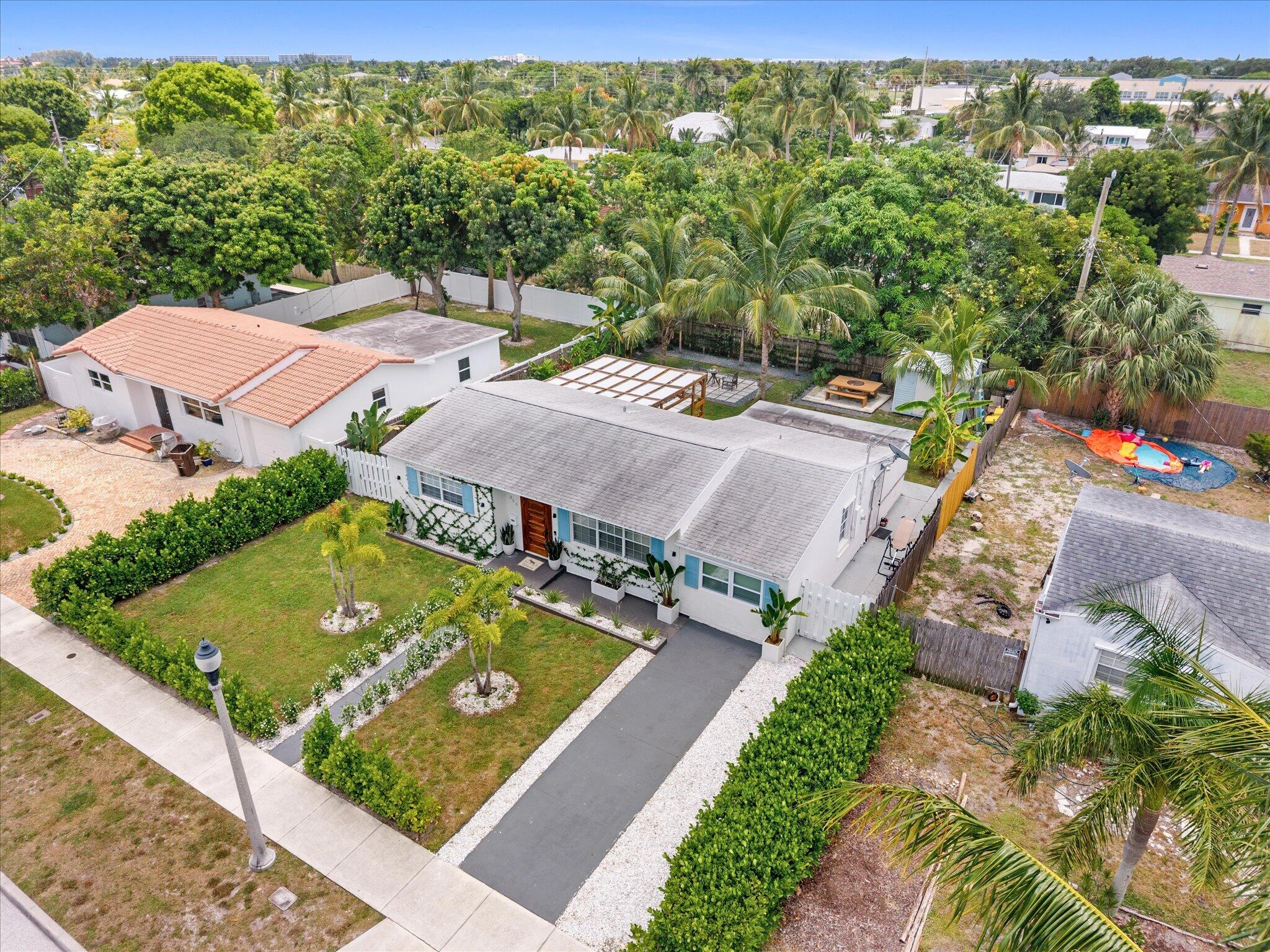BROADMOOR SEC 4 - Residential Lease