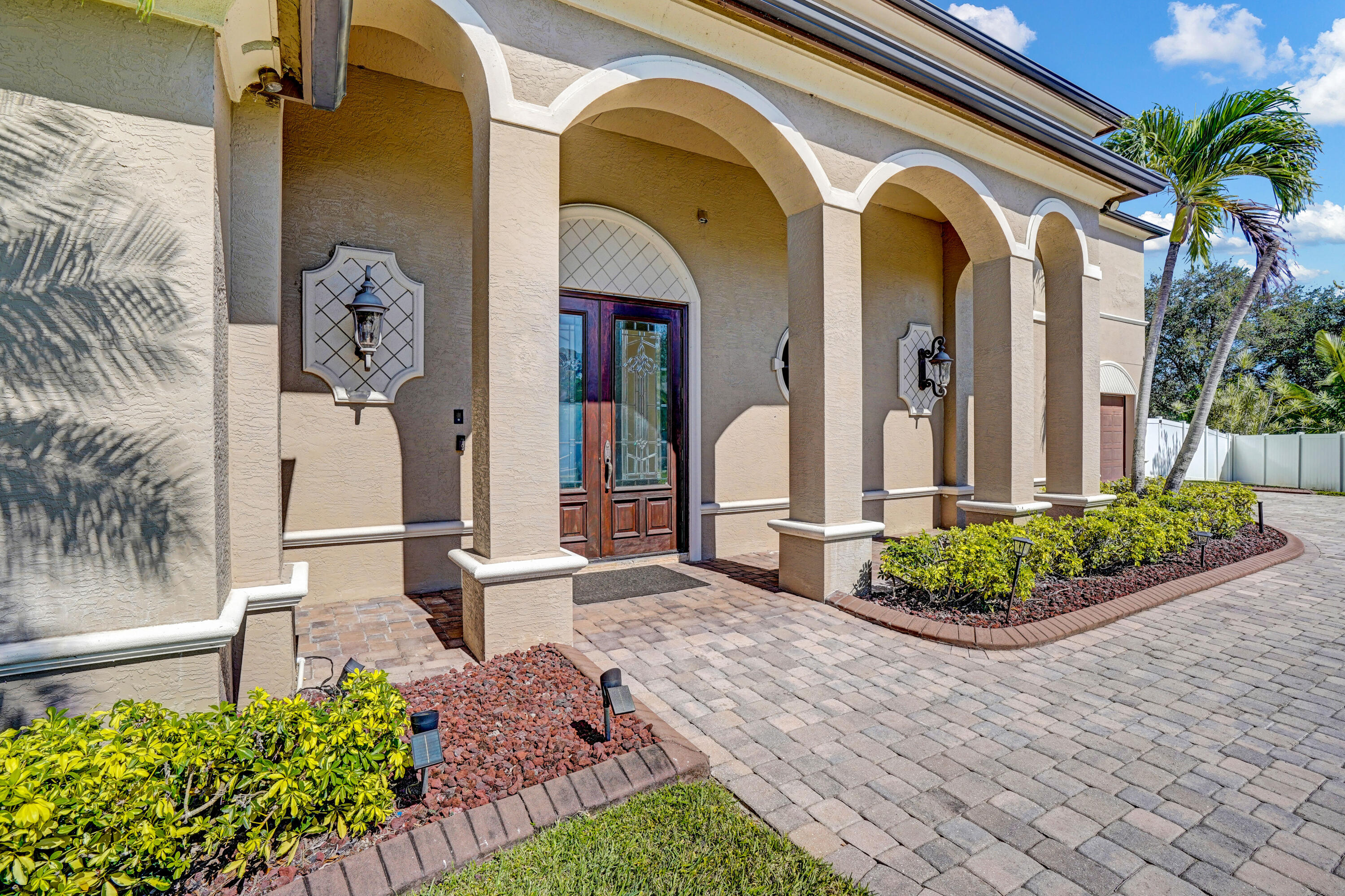 PORT ST LUCIE SECTION 46 1ST REPLAT - Residential