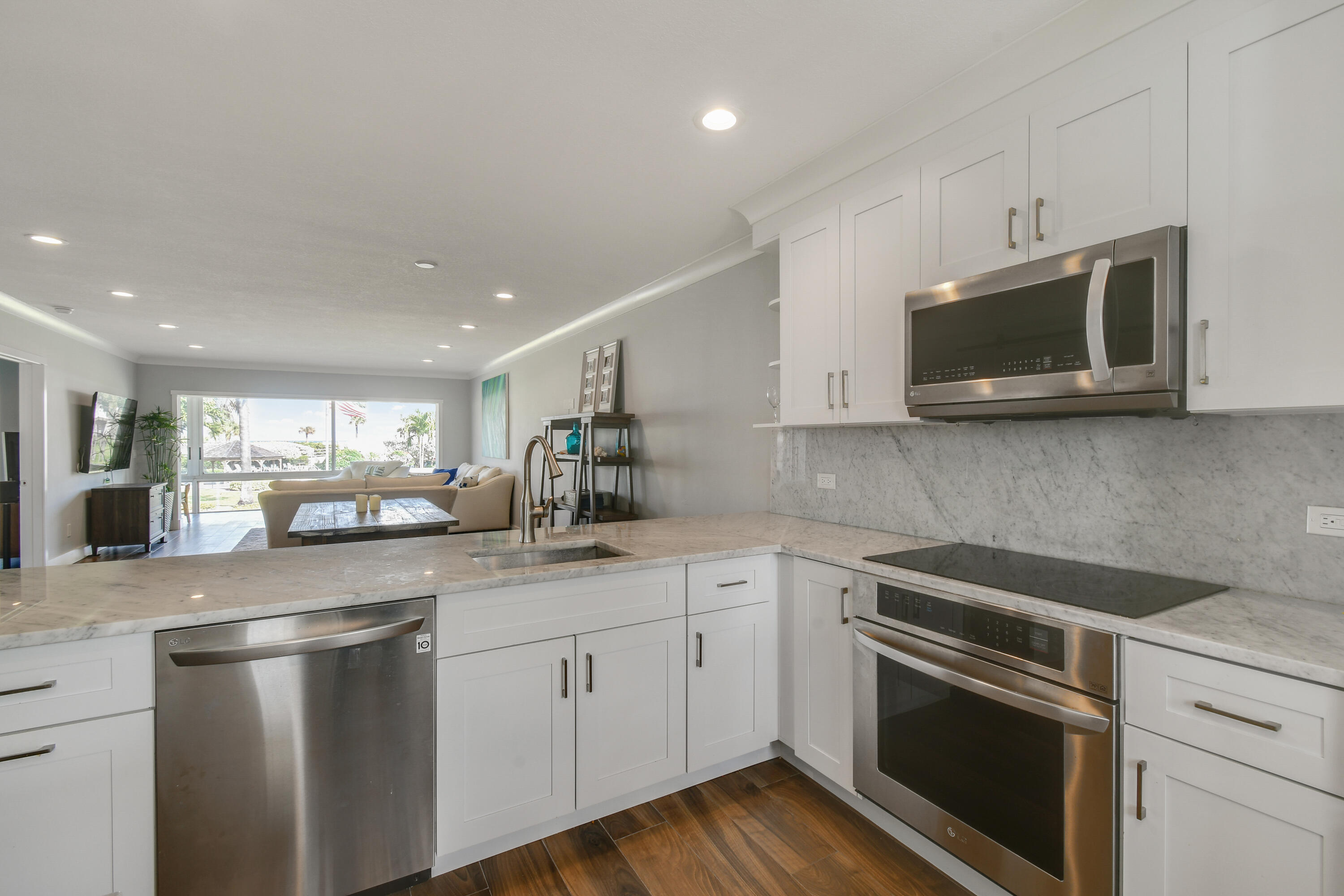 COLONY CONDO APTS IN OR1660P1128 AND OR1675 P1 - Residential