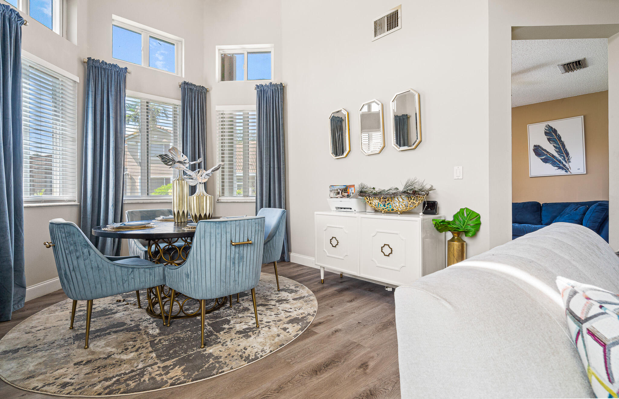 HOLLYWOOD LAKES COUNTRY CLUB AND - Residential