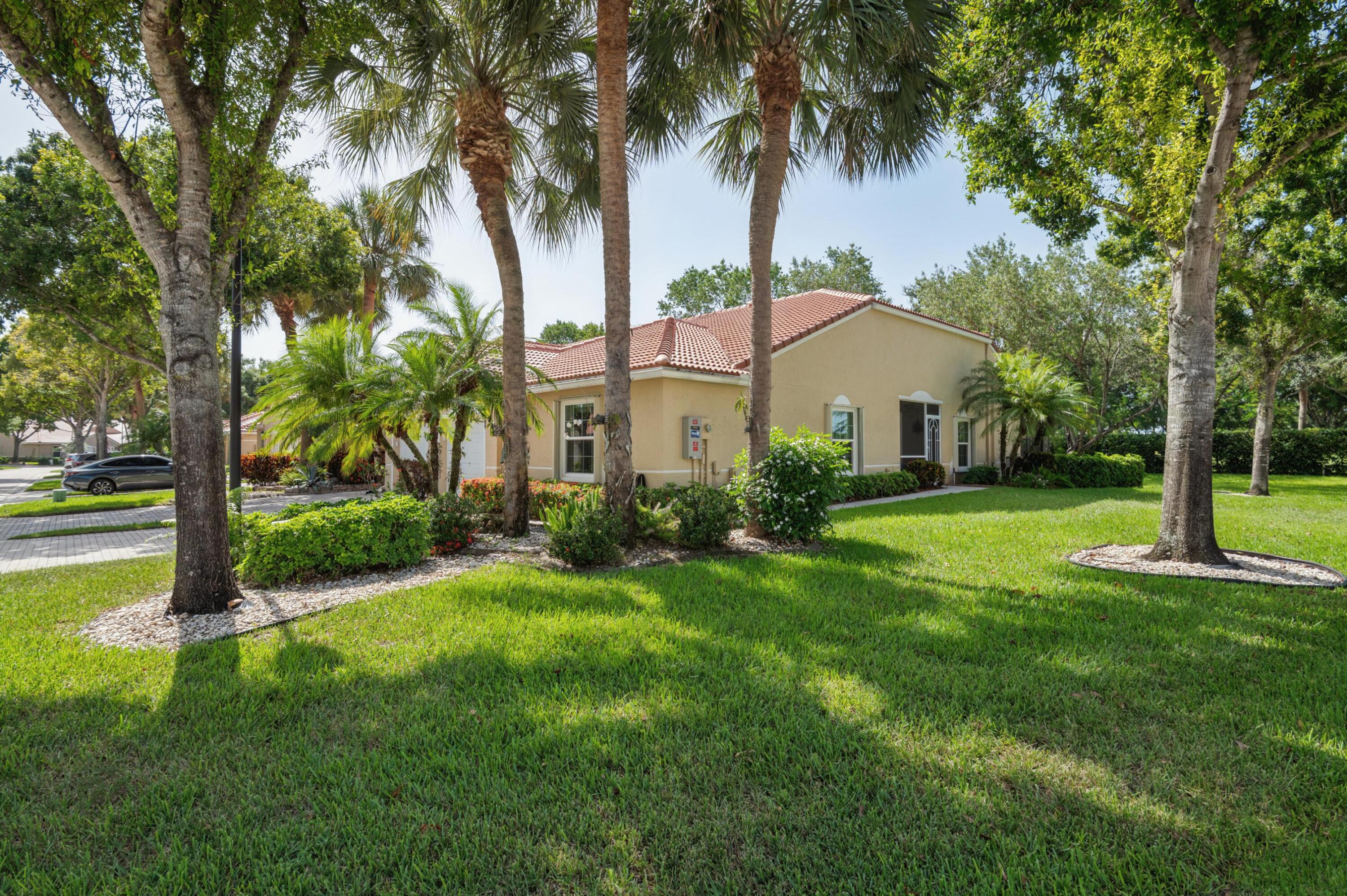 TUSCANY BAY - Residential