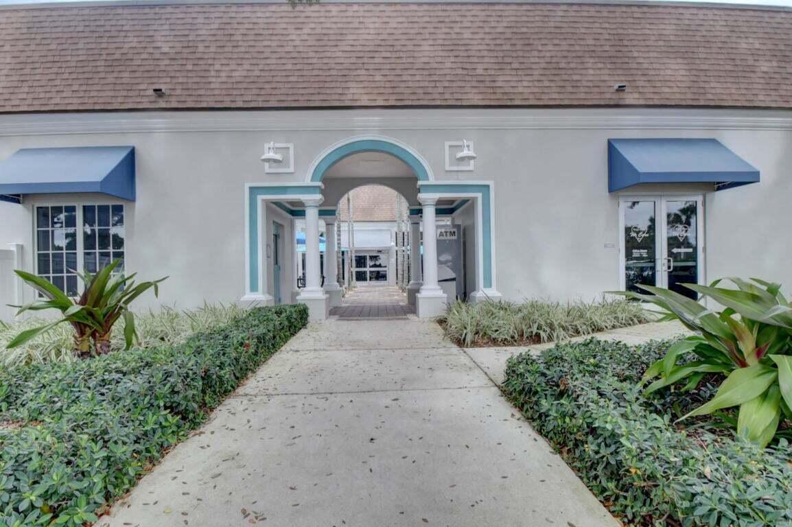 KINGS POINT - Residential