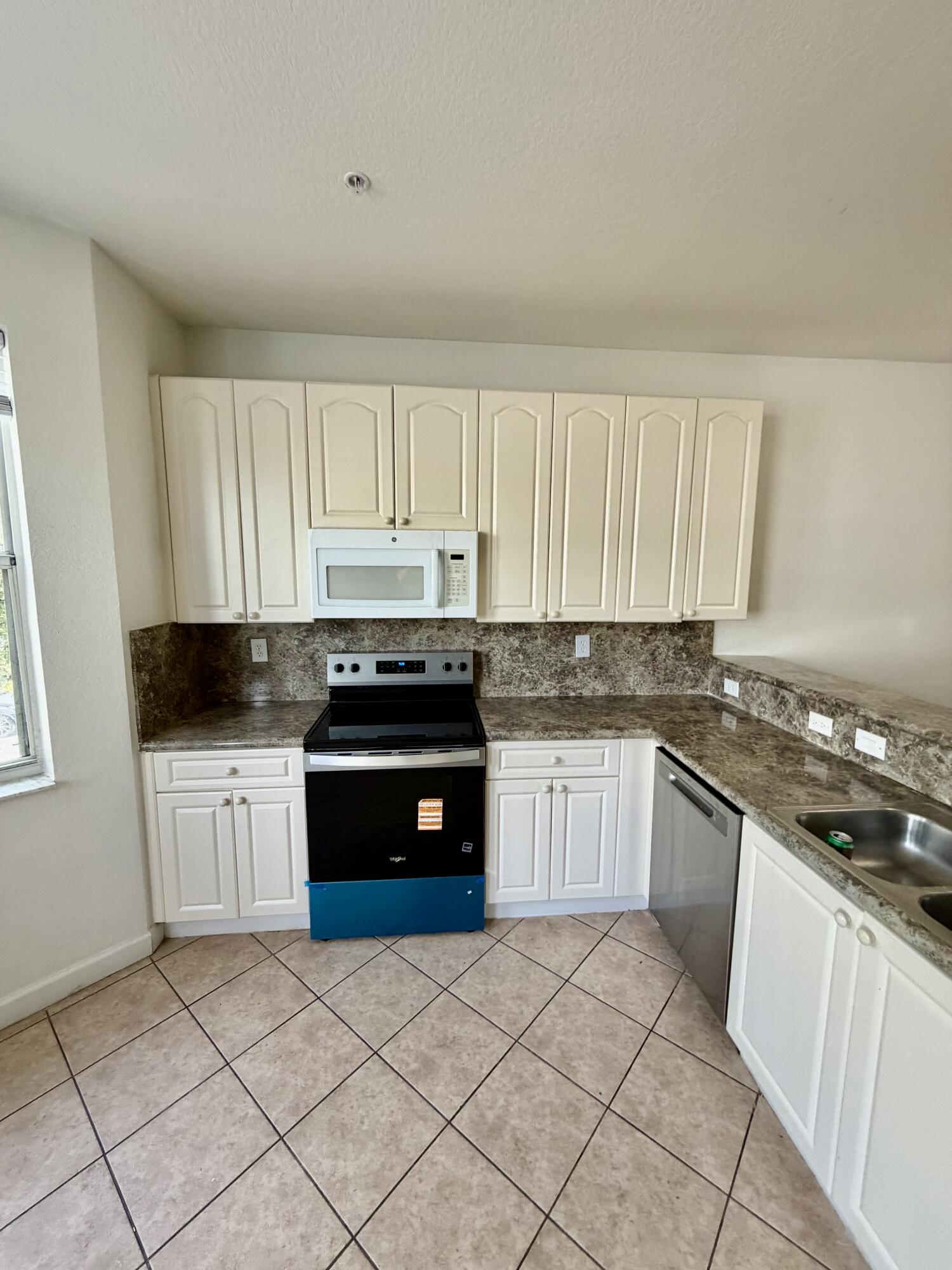SHOMA TOWNHOMES AT ROYAL PALM BEACH CONDO - Residential Lease