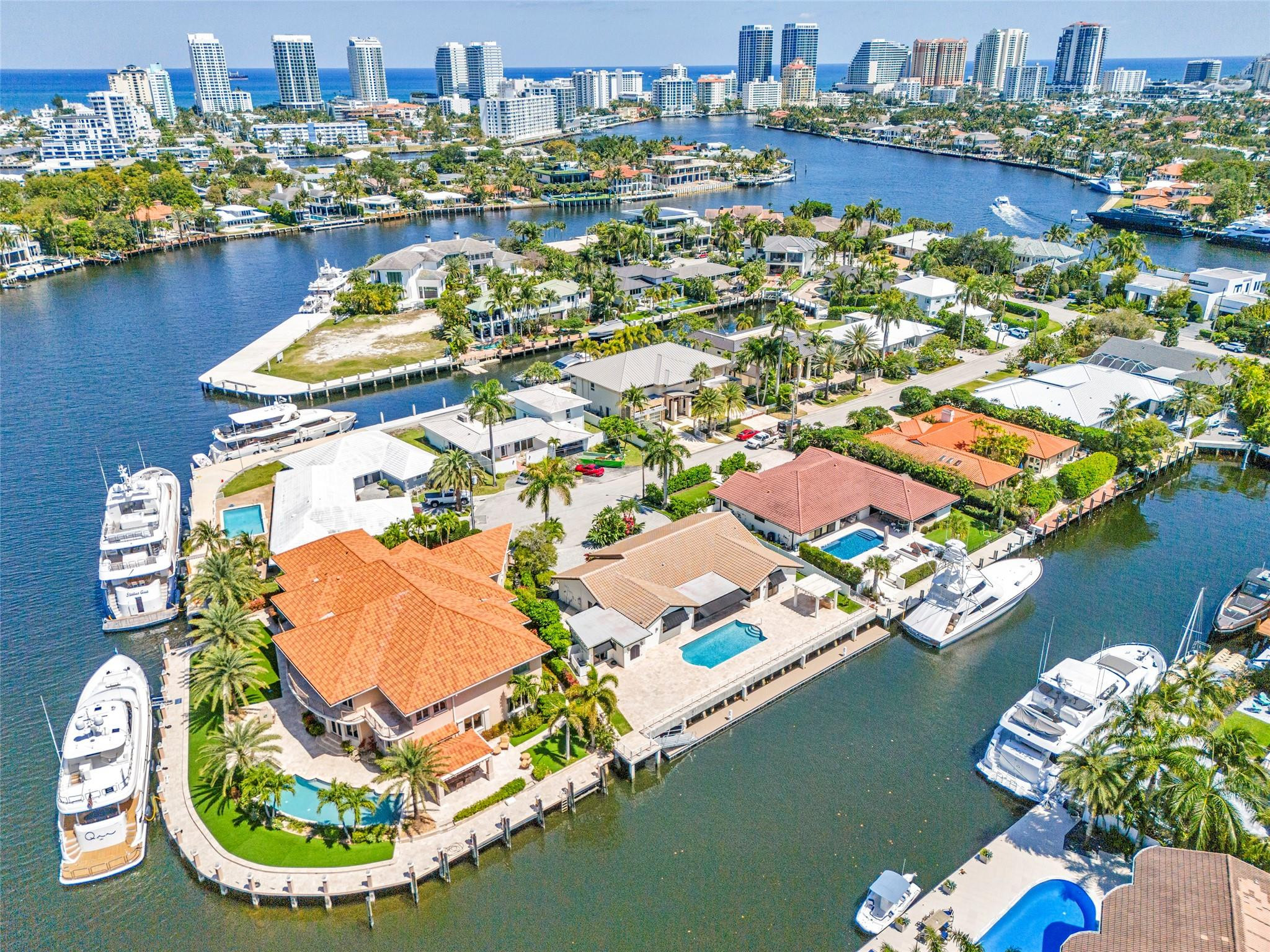 LOWEST PRICED LAS OLAS /DOWNTOWN FTL AREA WATERFRONT ESTATE UNDER $6M WITH 120' OF DEEPWATER! This beautifully updated & meticulously maintained 4 Bed/3 Bath executive estate boasts 120' of protective dockage with direct no-fixed bridge ocean access. Located in East Ft. Lauderdale's hidden gated Sunrise Key with wide streets, high elevation and quiet lifestyle. A fully furnished move-in ready elegant "Turn Key" residence. Located on a large lot, current owners added new roof, building code updated sea wall & floating dock (with power),newly painted & many upgrades. Grand water view master suite with His & Her bathrooms, 4th bedroom used as a den. Sound system throughout & wired Starlink Internet. Gourmet island kitchen with "open plan" family & sunset rooms, separate living & dining rooms.