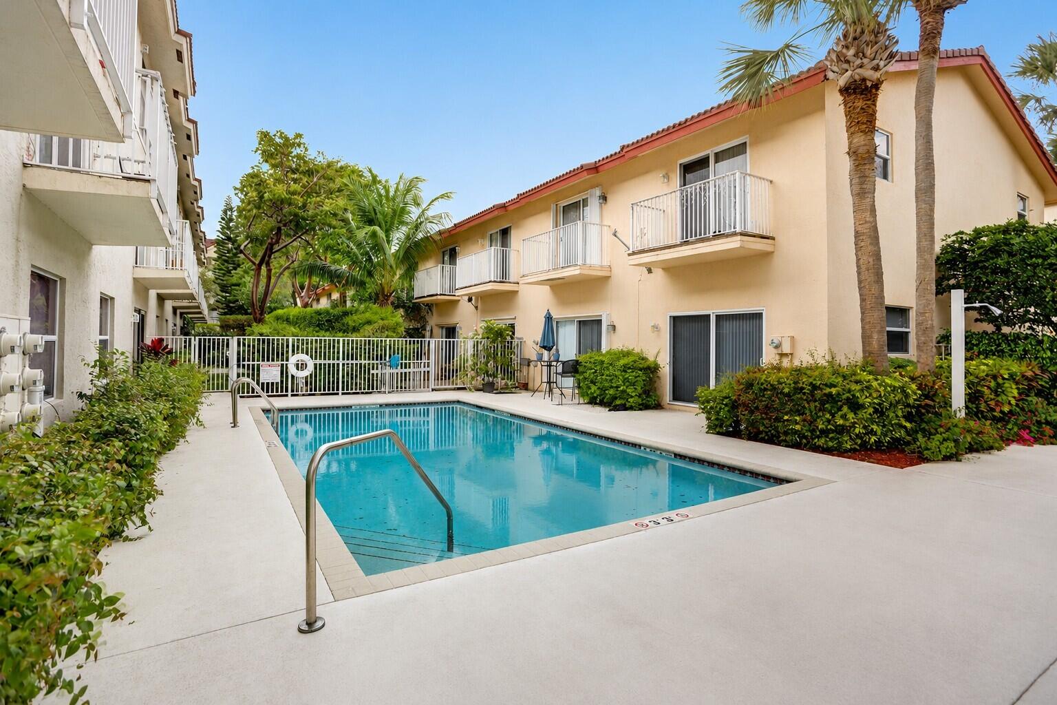 14TH STREET RETIREMENT CLUB - Residential