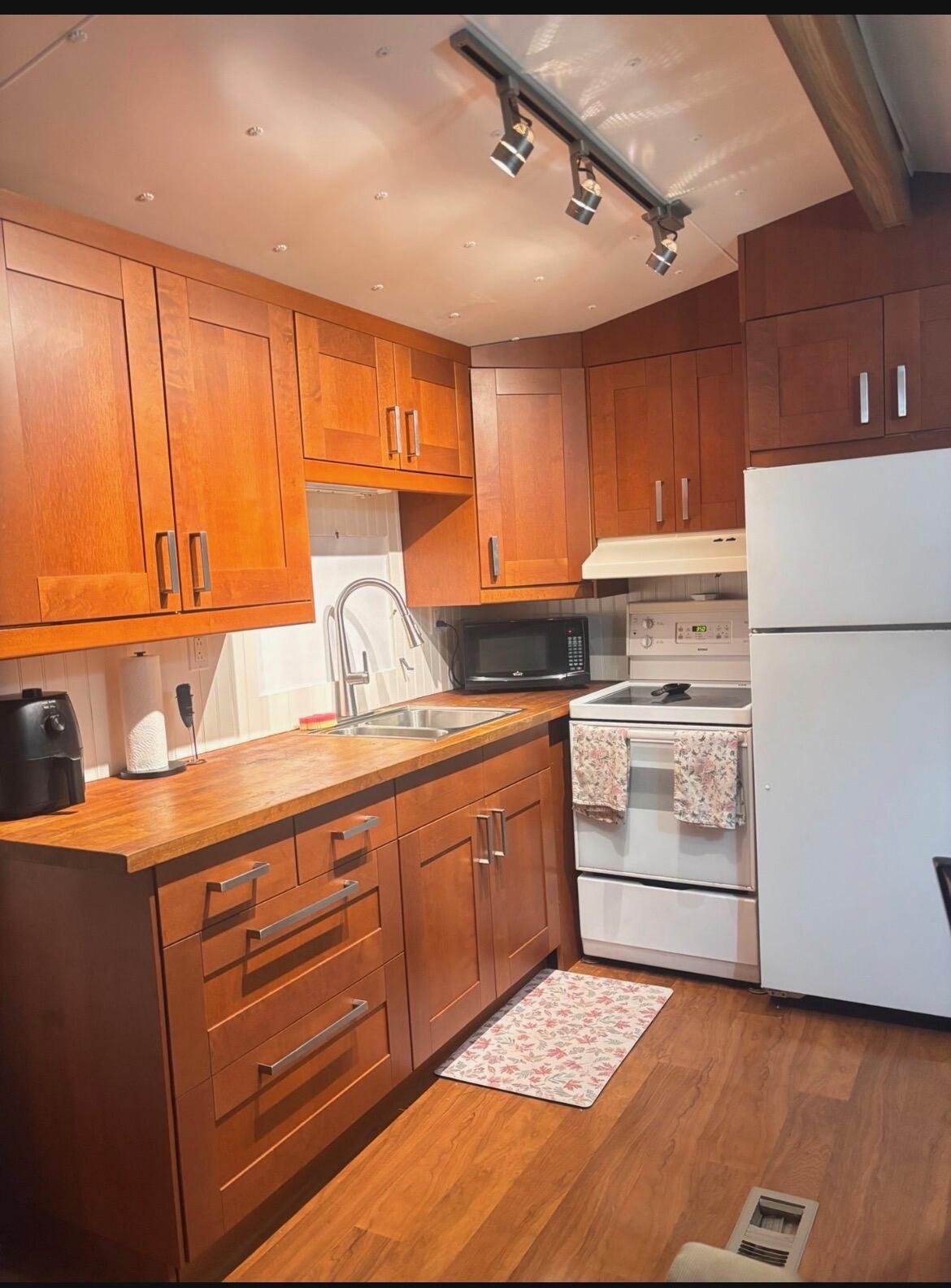 Highland pines park rv - Residential
