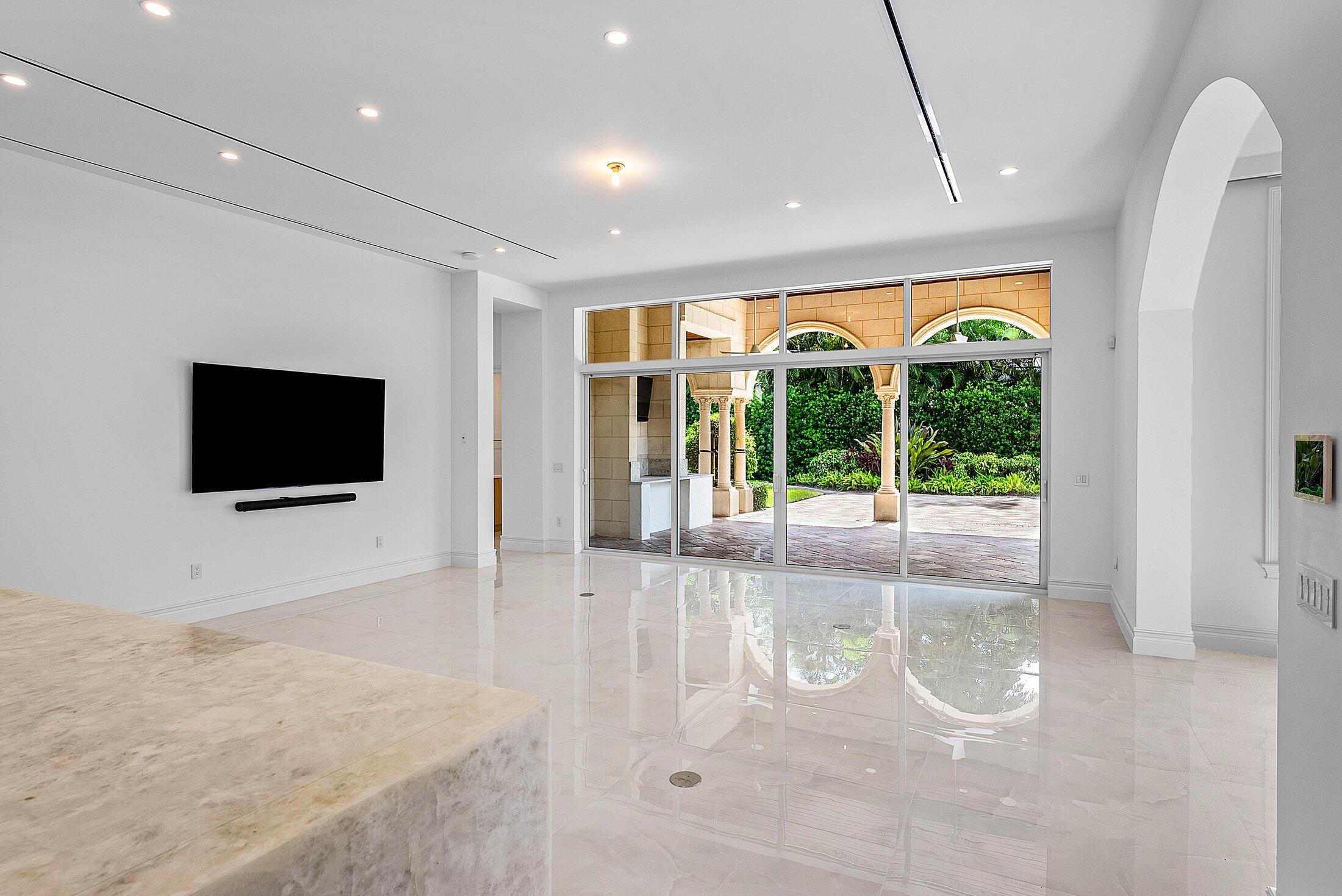 LAKE SHORE ESTATES - Residential
