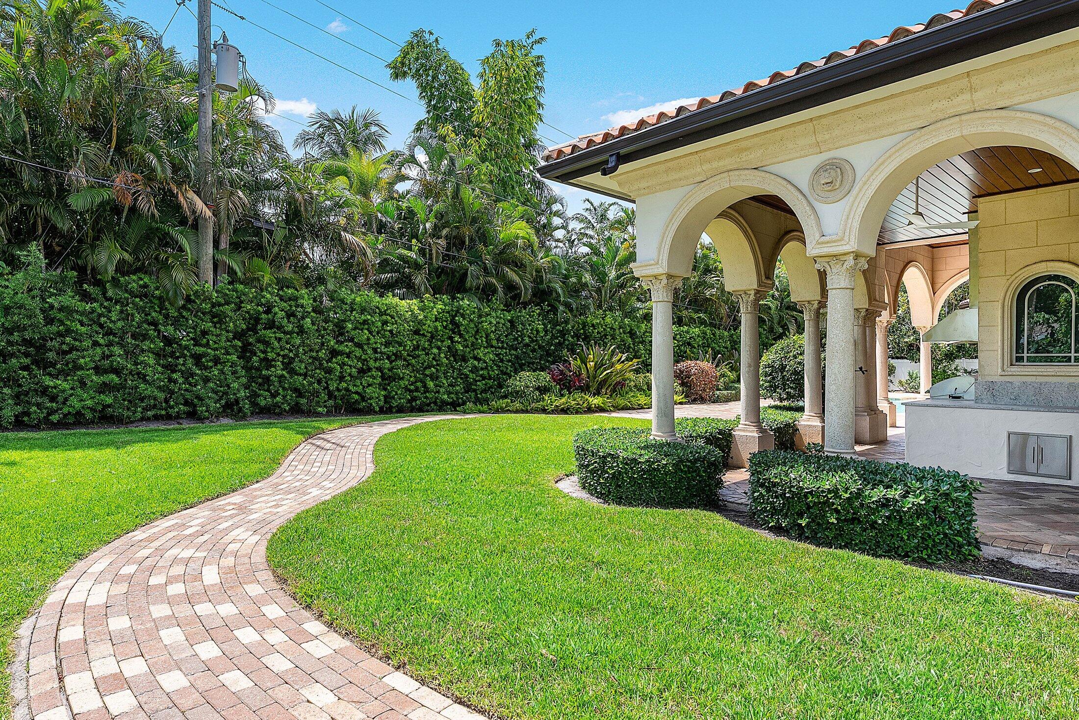 LAKE SHORE ESTATES - Residential