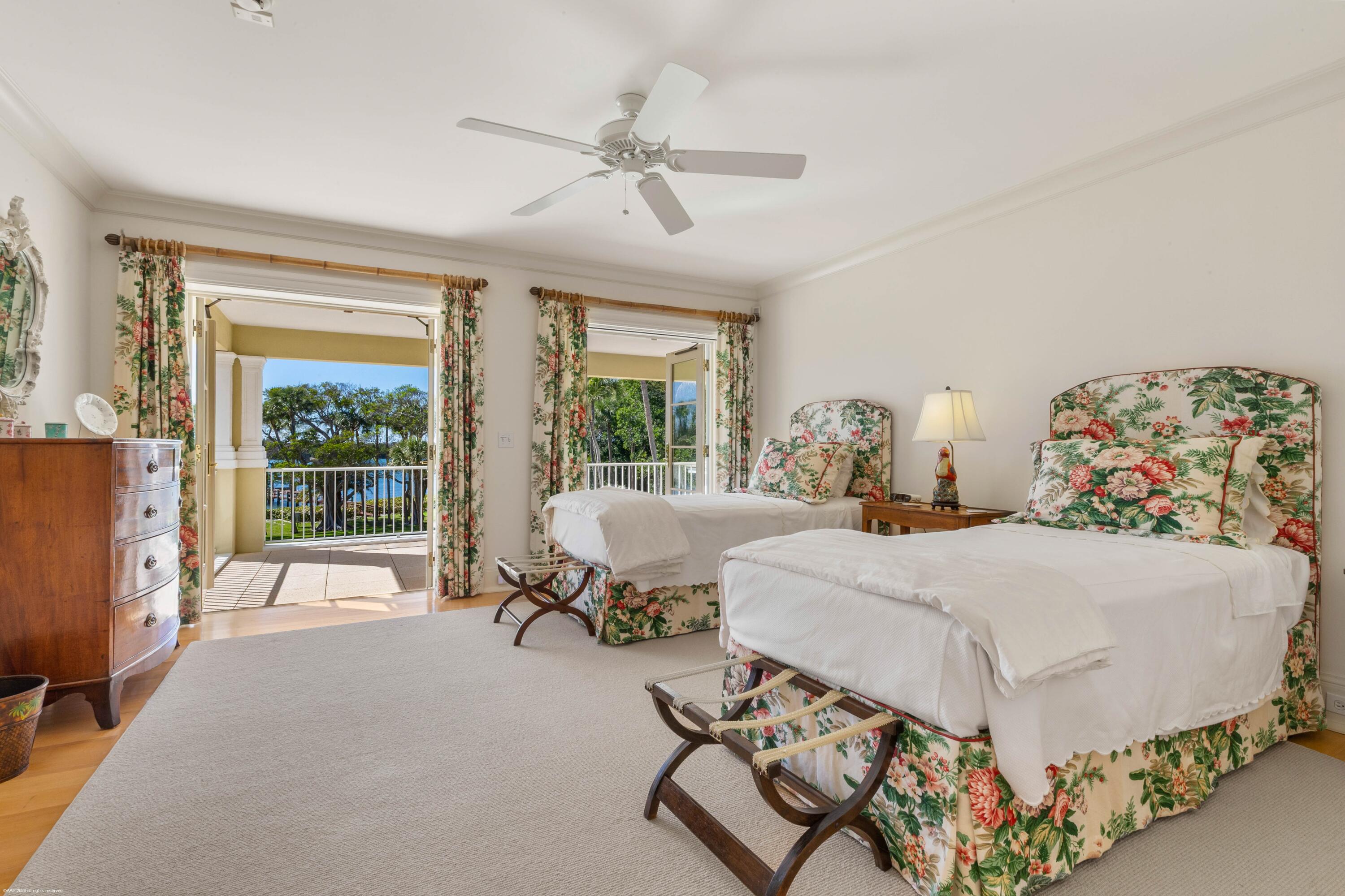 JUPITER ISLAND - Residential