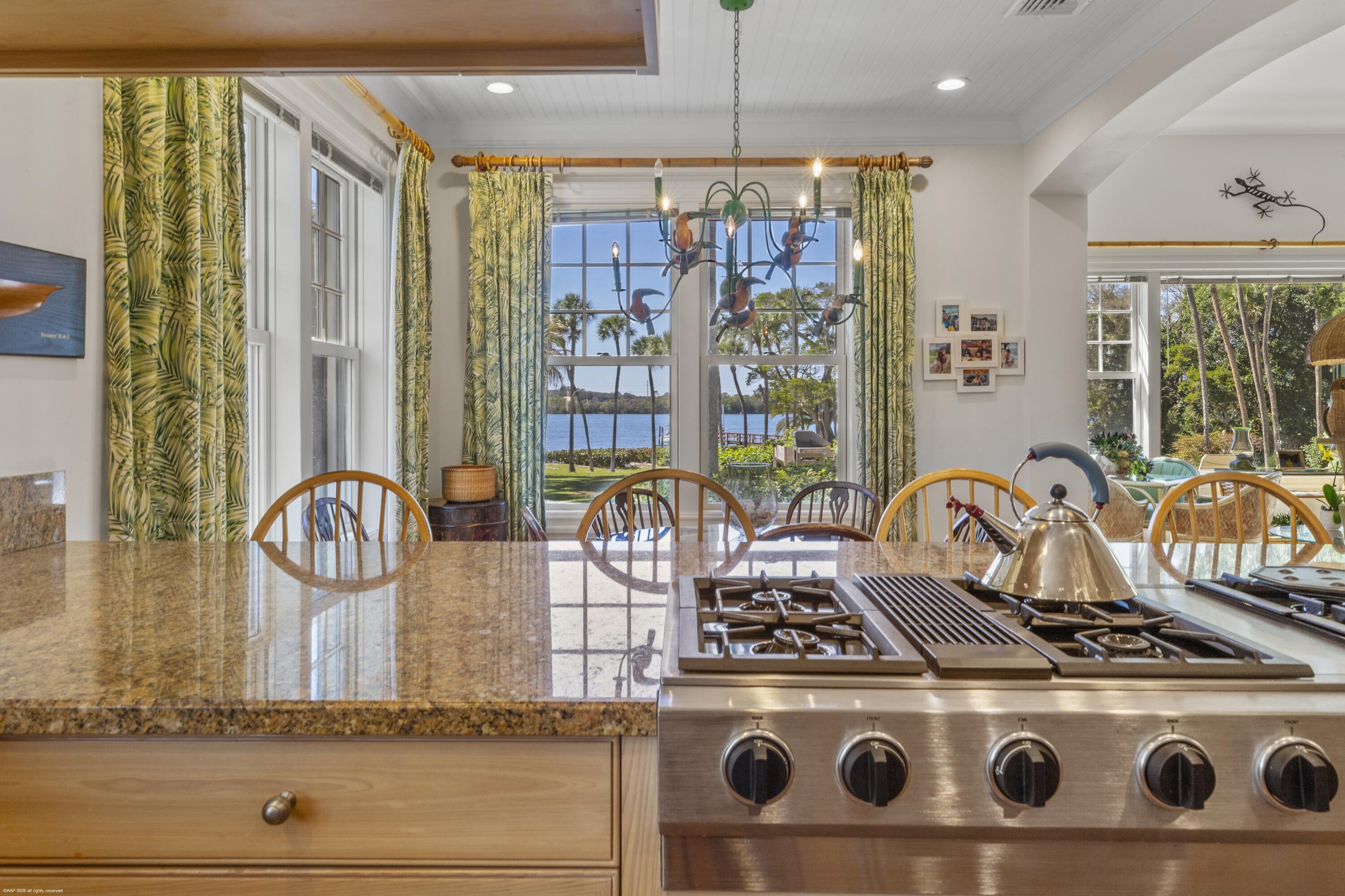 JUPITER ISLAND - Residential