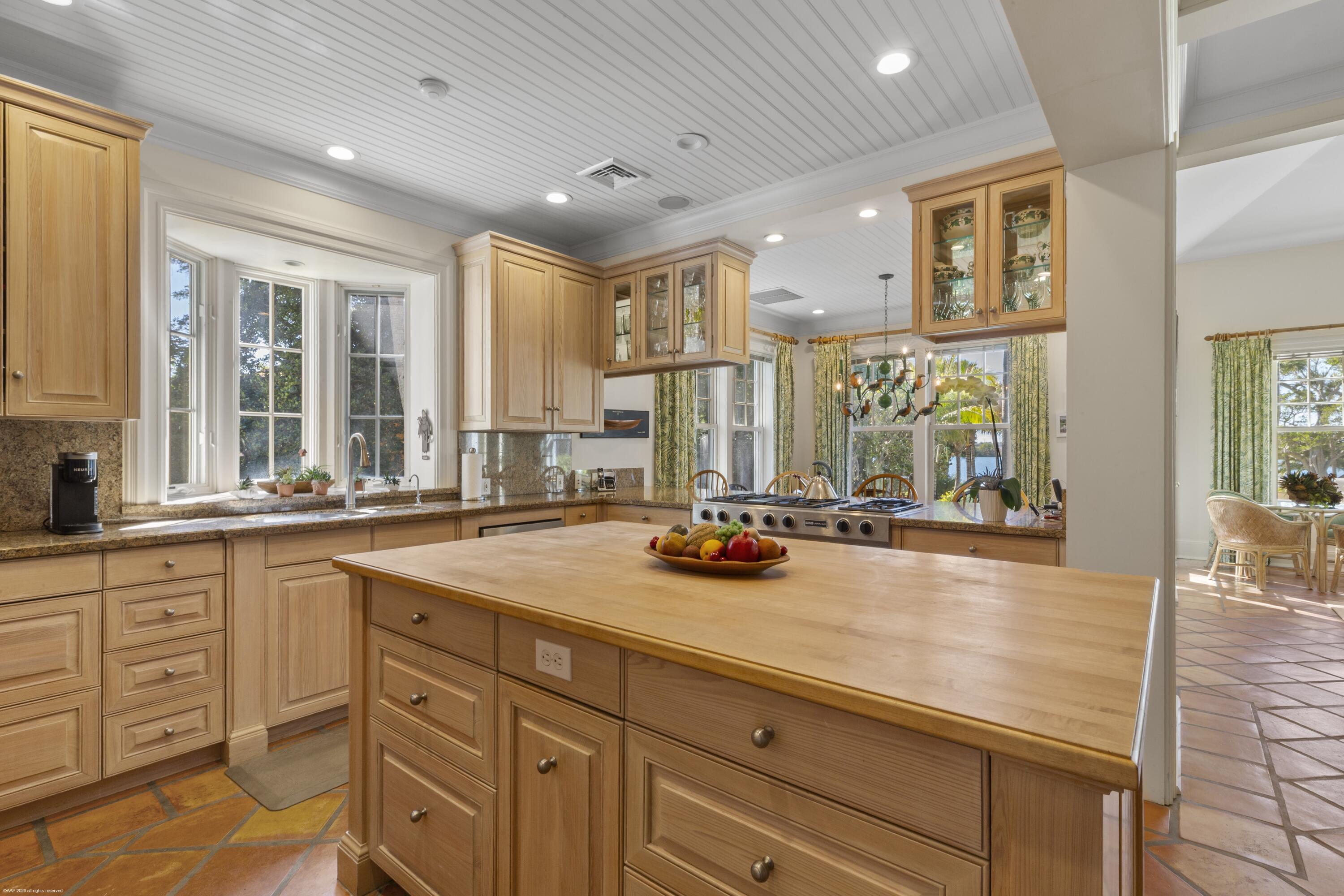 JUPITER ISLAND - Residential