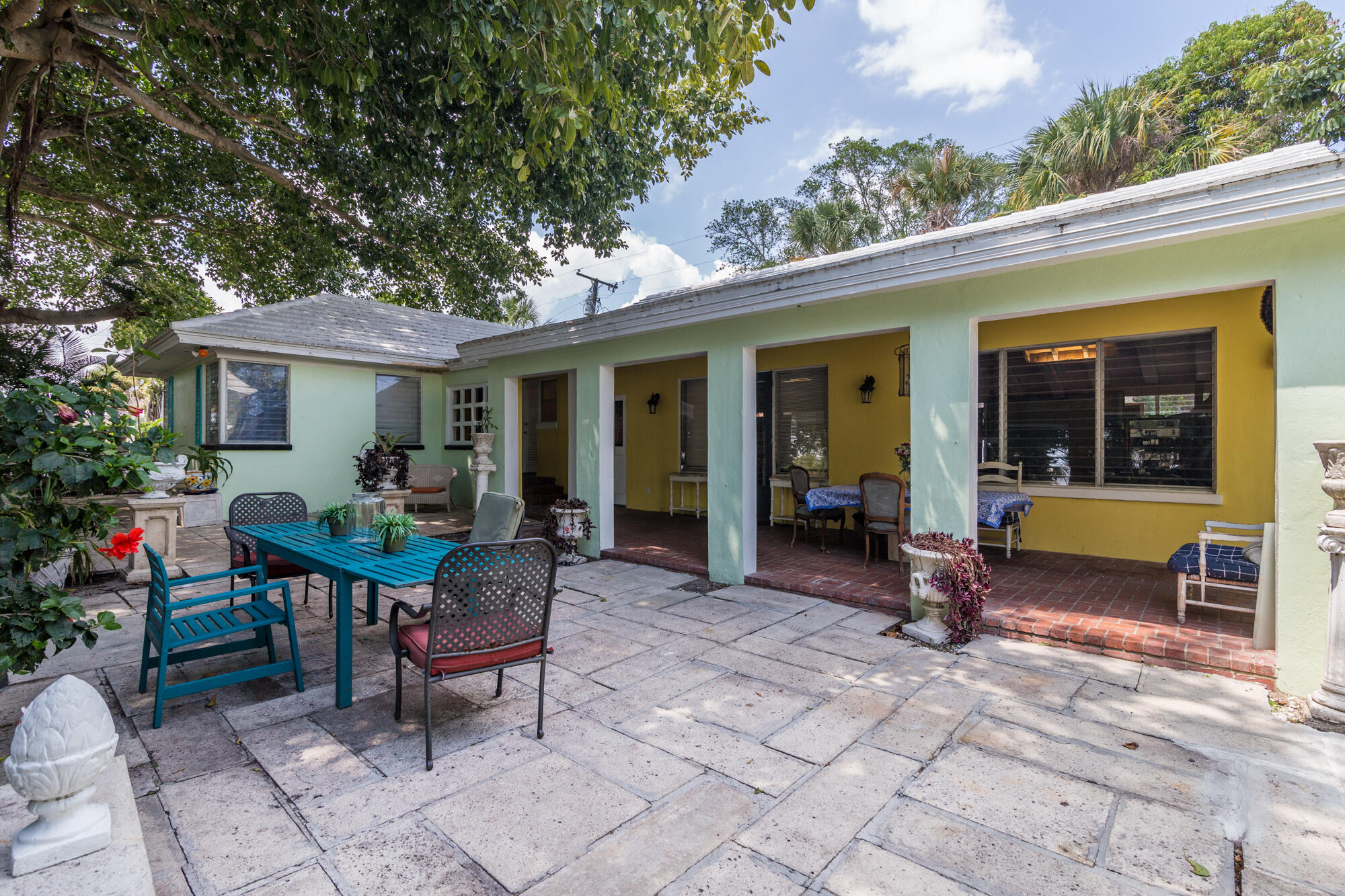 NORTH SHORE TERRACE PL NO 1 - Residential