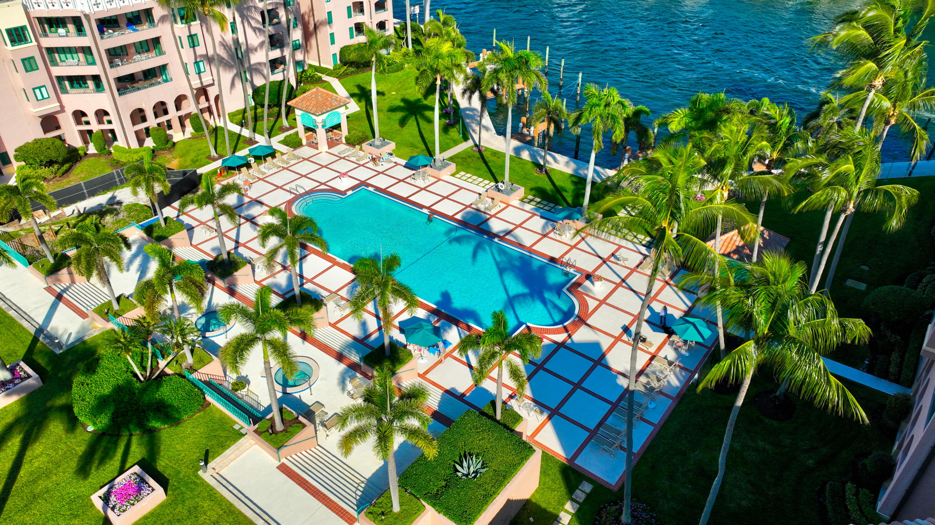 MIZNER COURT CONDO - Residential Lease