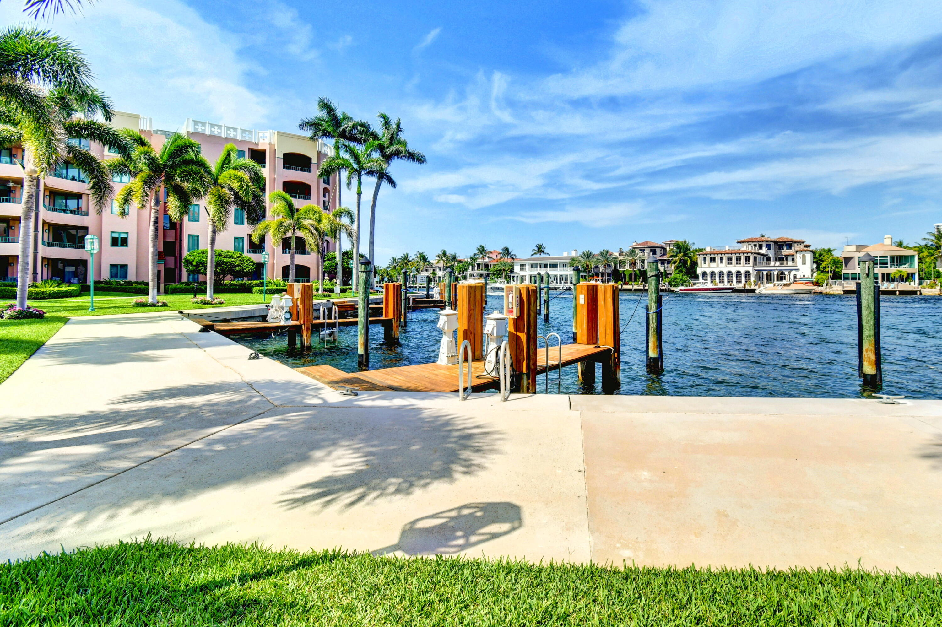 MIZNER COURT CONDO - Residential Lease