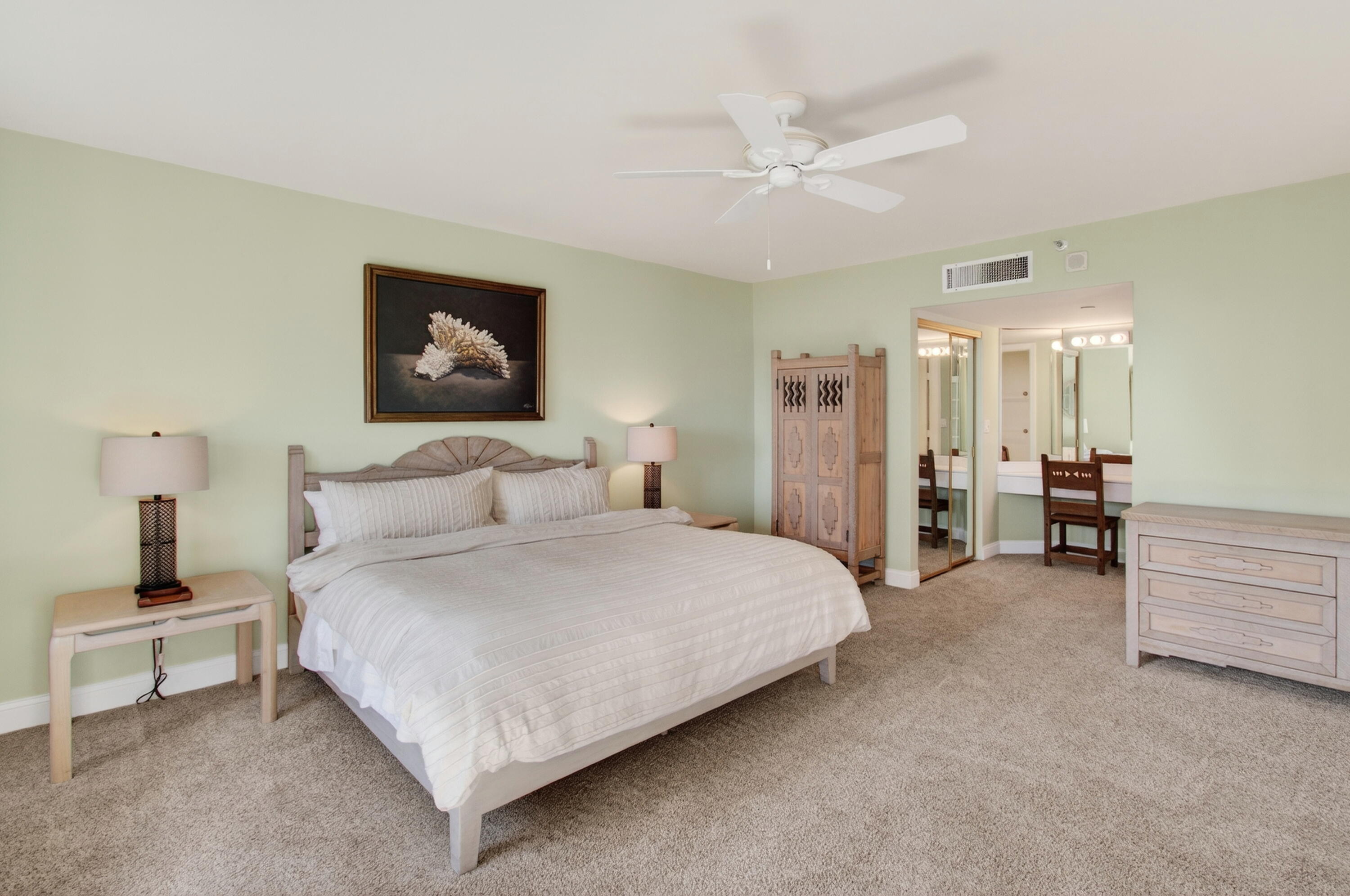 MIZNER COURT CONDO - Residential Lease