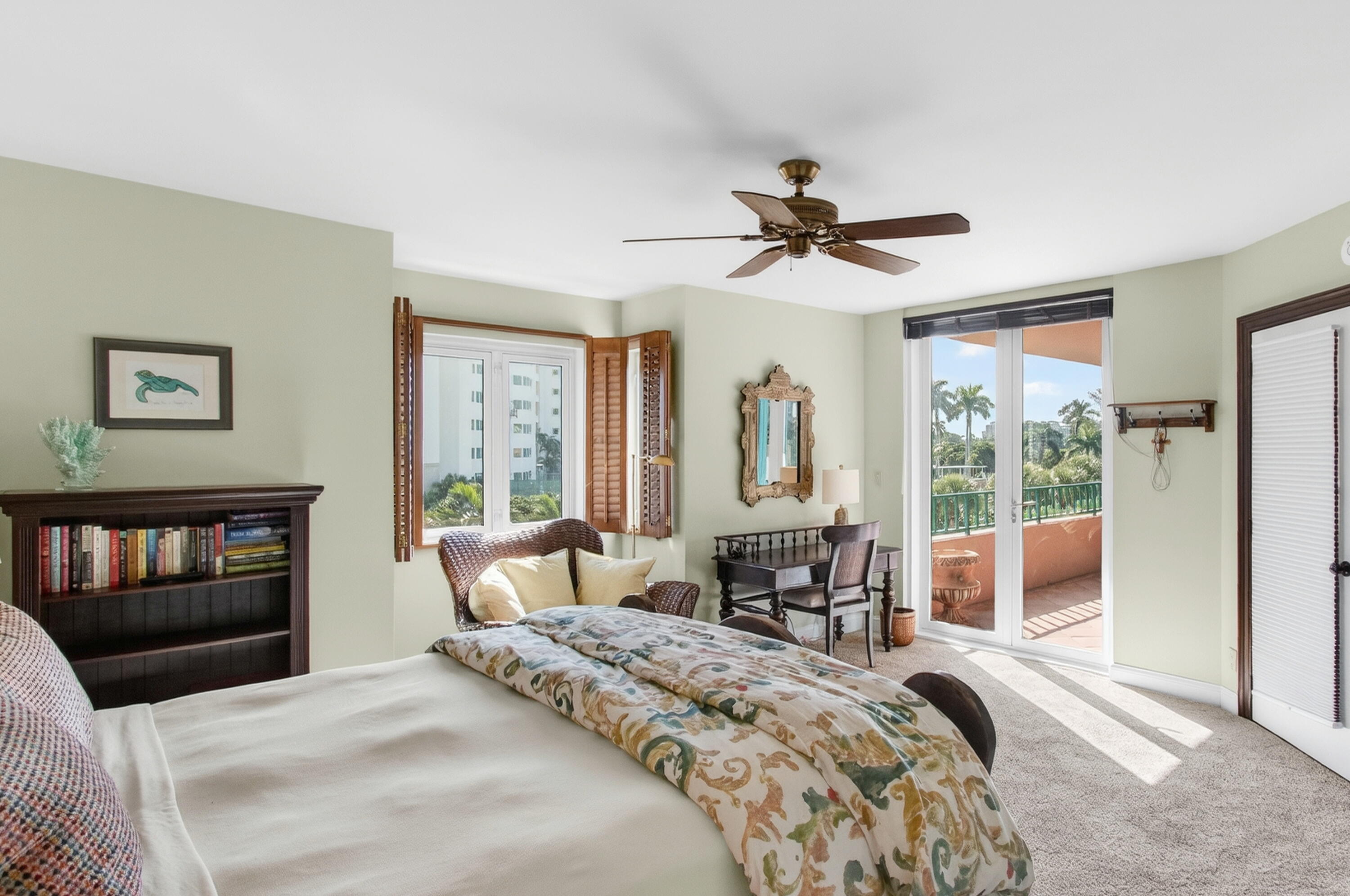 MIZNER COURT CONDO - Residential Lease