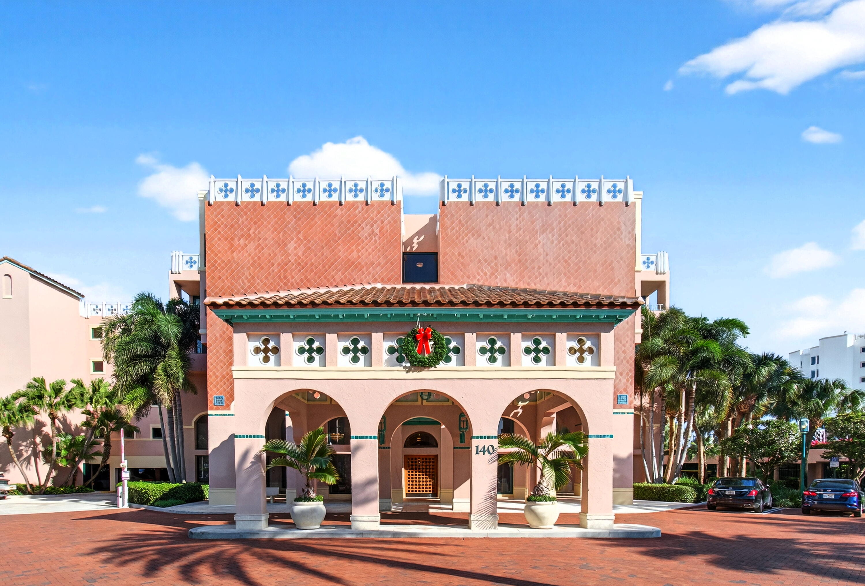 MIZNER COURT CONDO - Residential Lease